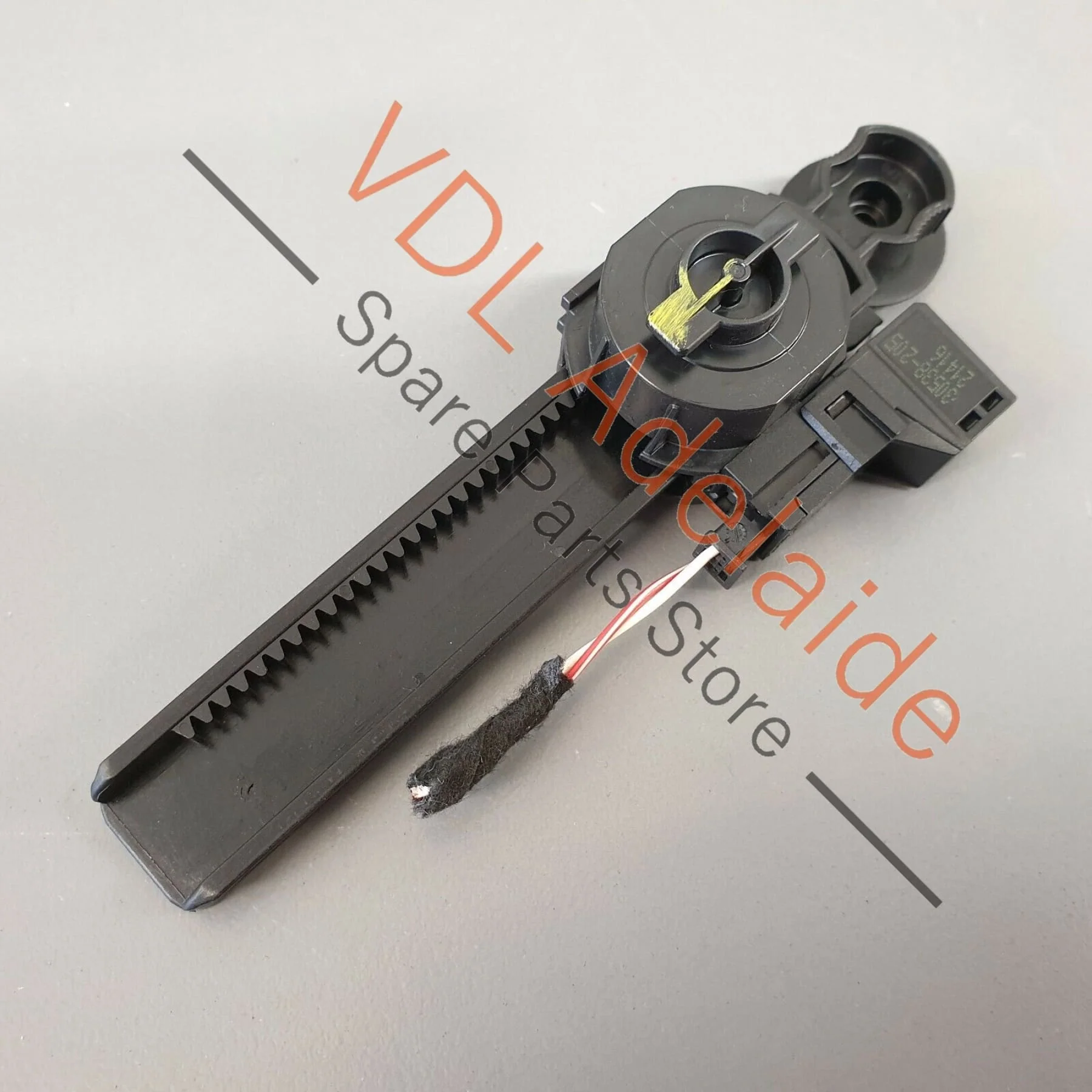 VW Passat B8 3G RHD Glovebox Door Brake Element 3G2858309 PAT3