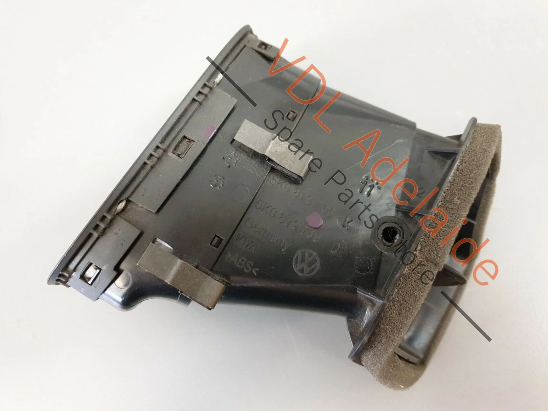 Volkswagen VW Golf Mk6 Left Side Dash Air Vent 5K0819703K LOU - Image 3