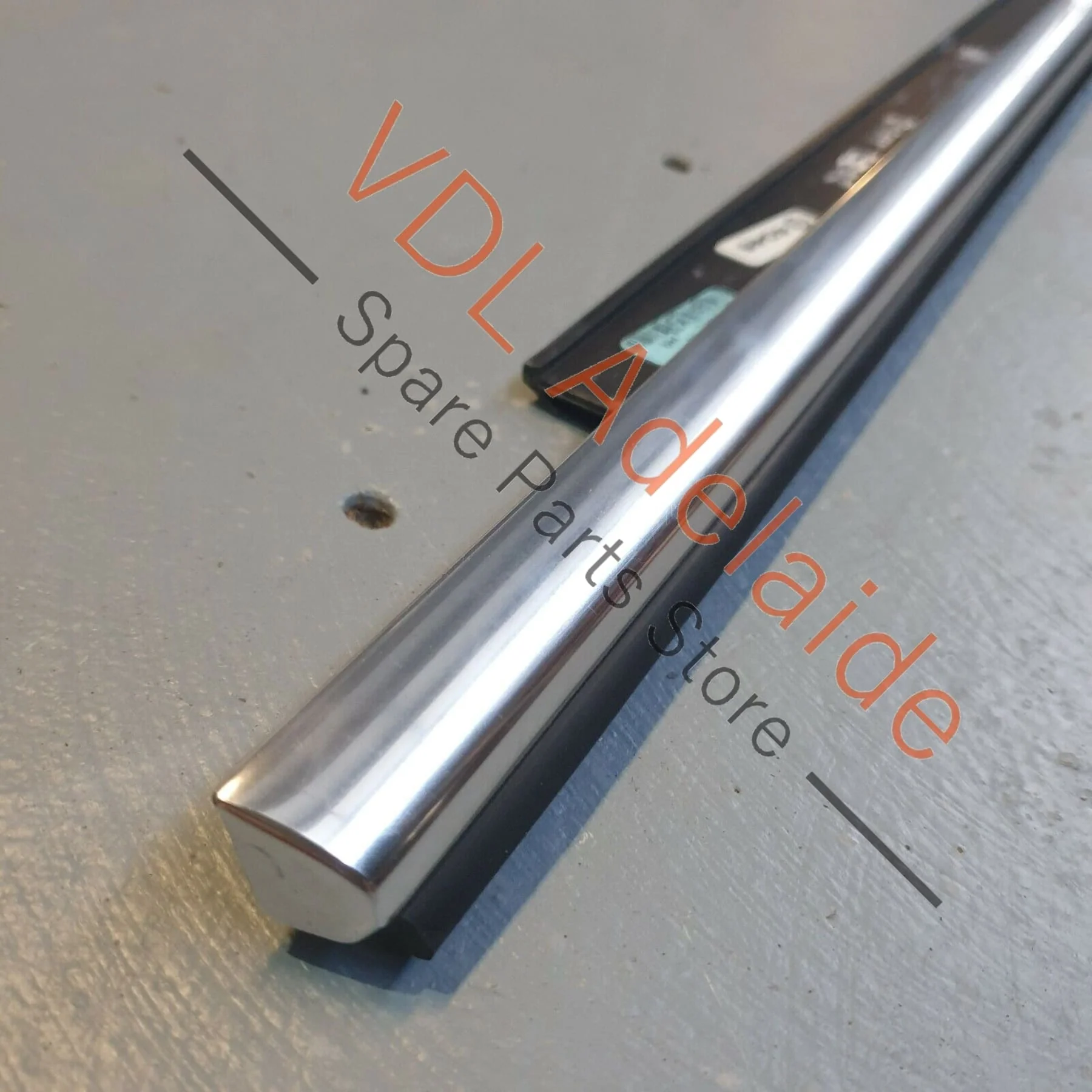 Audi SQ5 Q5 8R Right Rear Exterior Door Window Chrome Seal 8R0853764F OSC2 - Image 7
