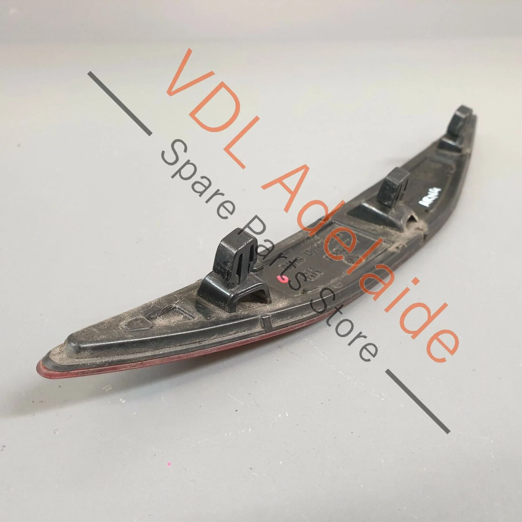 Volkswagen VW Golf GTi Mk7 Rear Right Bumper Reflector 5G0945106 ARN4 - Image 3