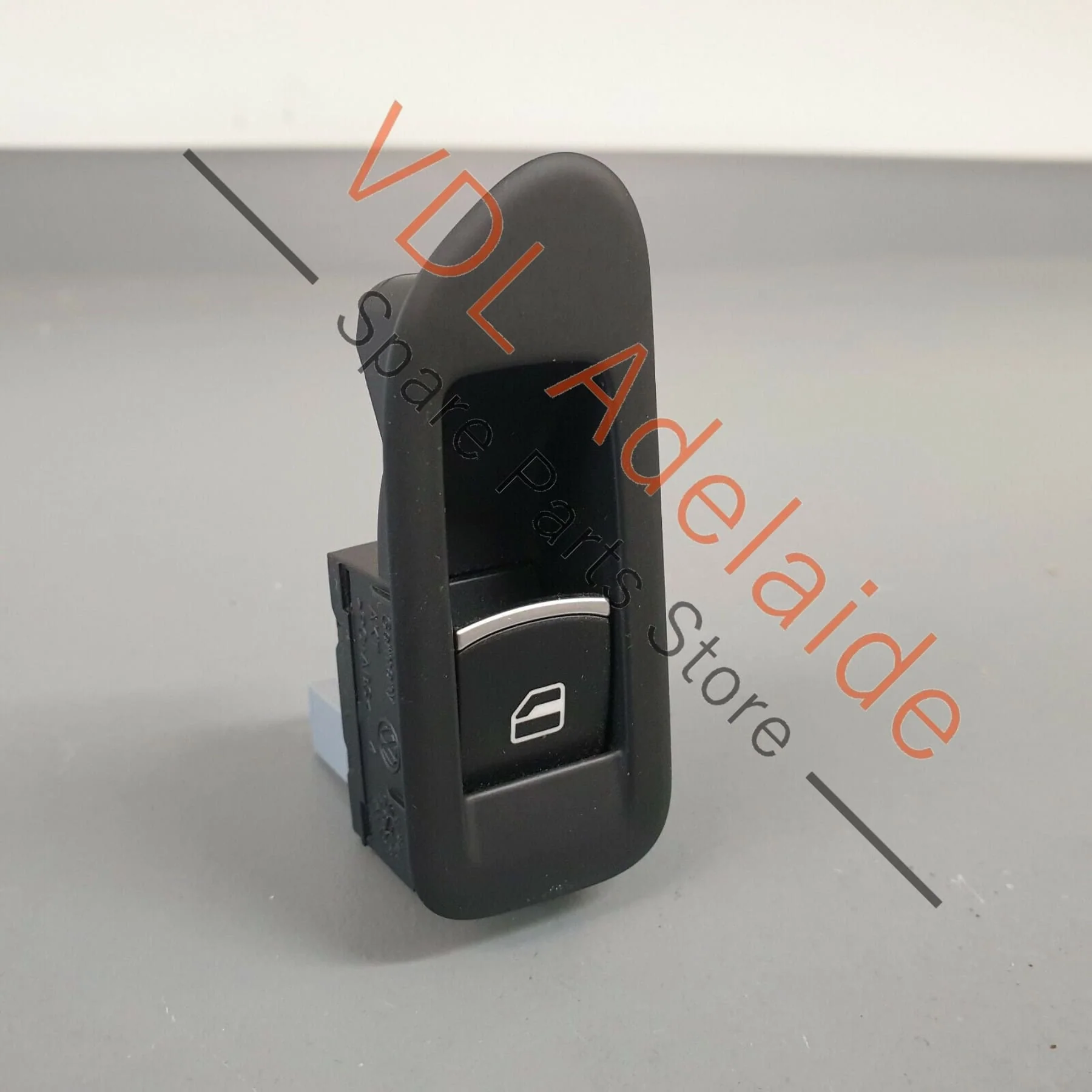 VW Golf GTi Mk6 Rear Right Electric Window Regulator Switch & Trim