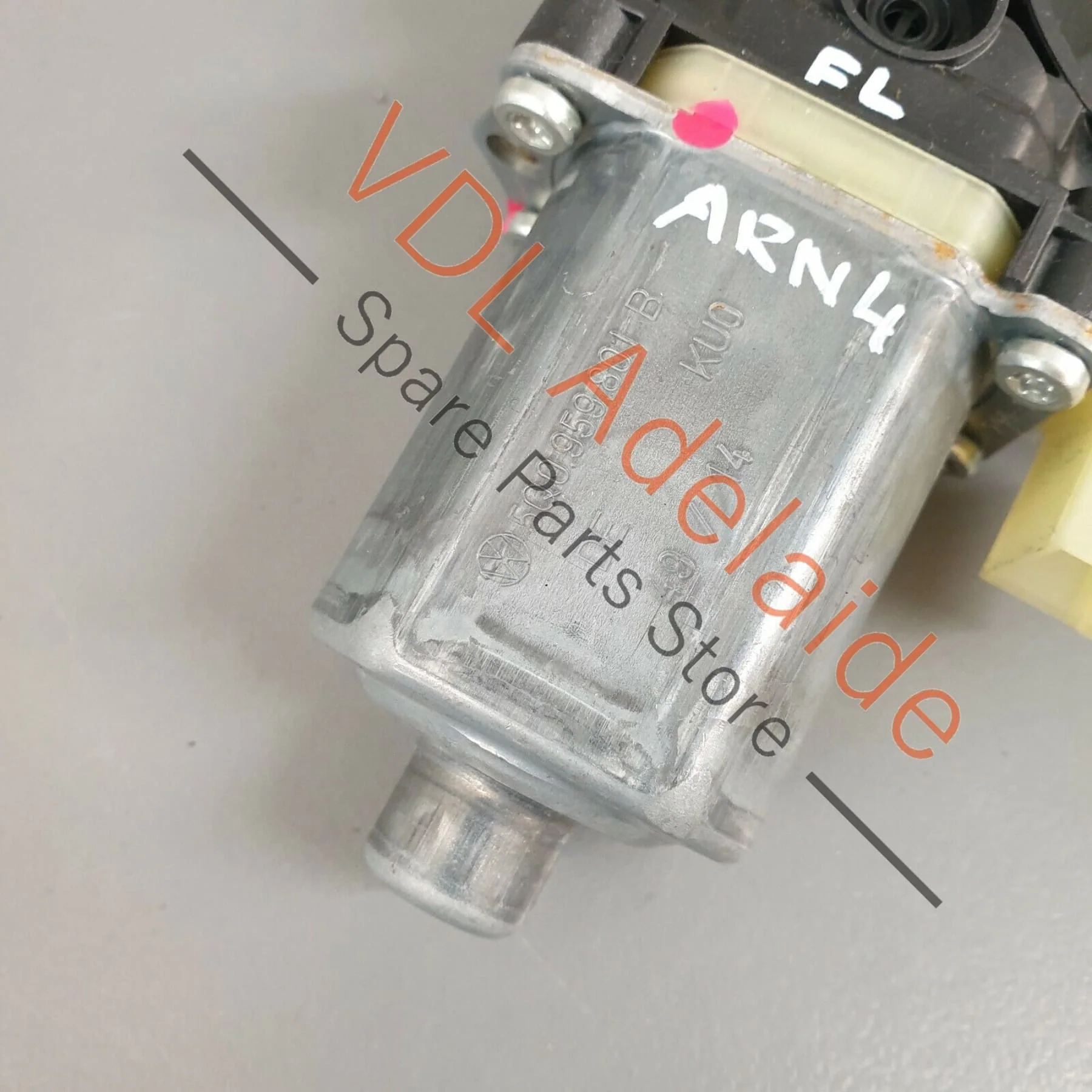 Volkswagen VW Golf Mk7 Window Regulator Motor Front Left 8W0959801 - Image 4