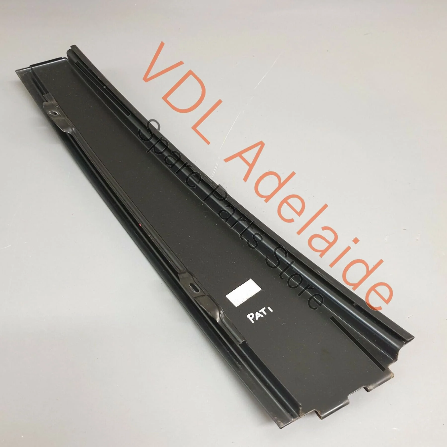 VW Passat R36 B6 3C Rear Left B-Pillar Exterior Trim Rally Black 3C0839901 PAT1 - Image 6