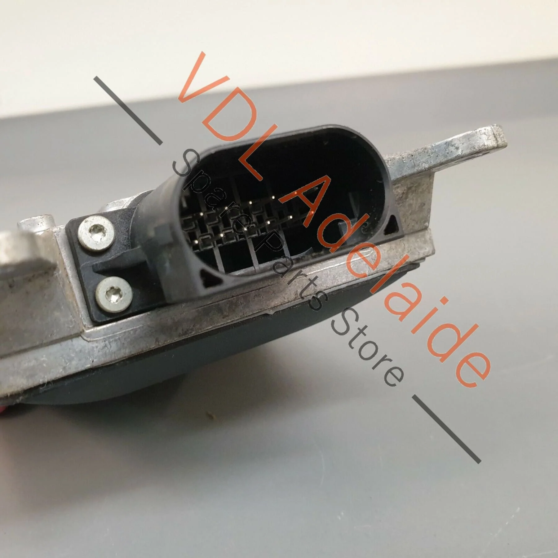 Audi RS3 8V Left Slave Control Unit for Lane Change Assist 5Q0907568A - Image 4