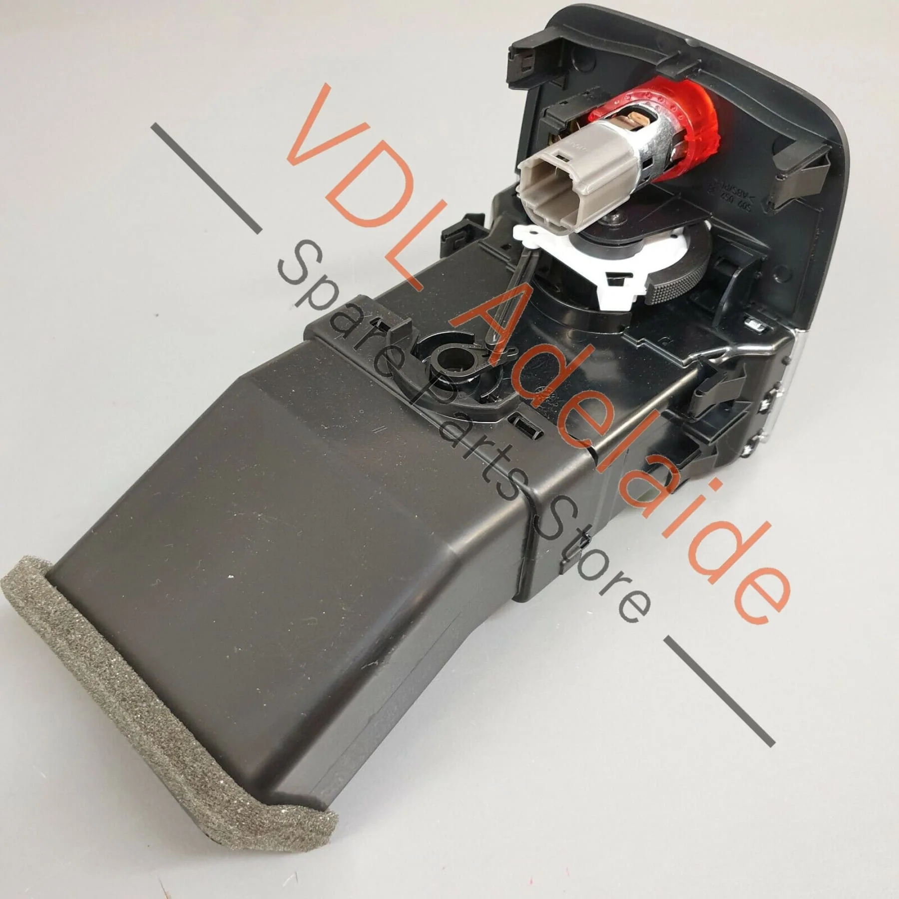 Audi RS3 8V Rear Centre Air Aircon AC Vent with 12V Outlet 8V0819203A - Image 8