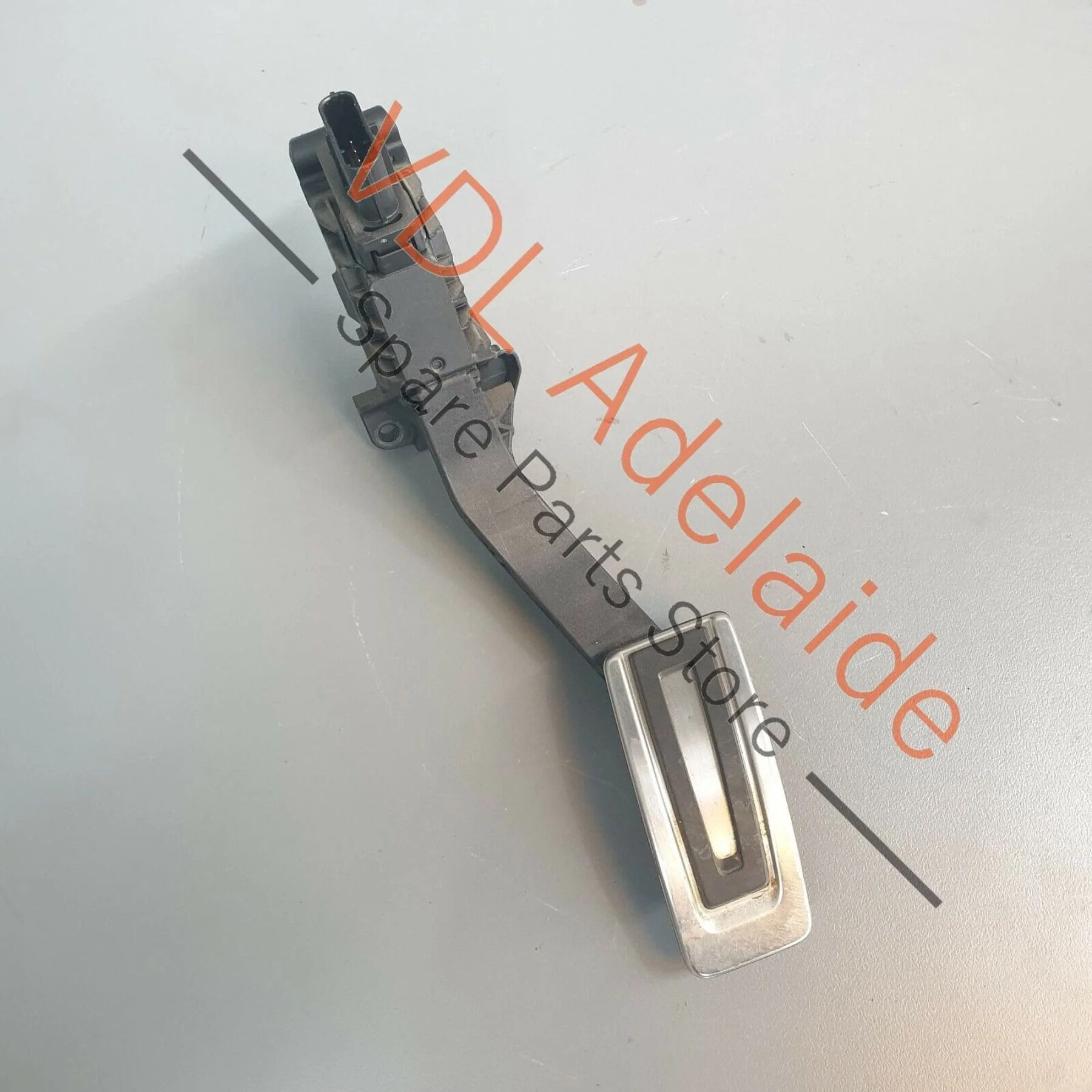 Audi RS3 8V Accelerator Throttle Pedal with Electronic Module & Cap 5Q2723503D