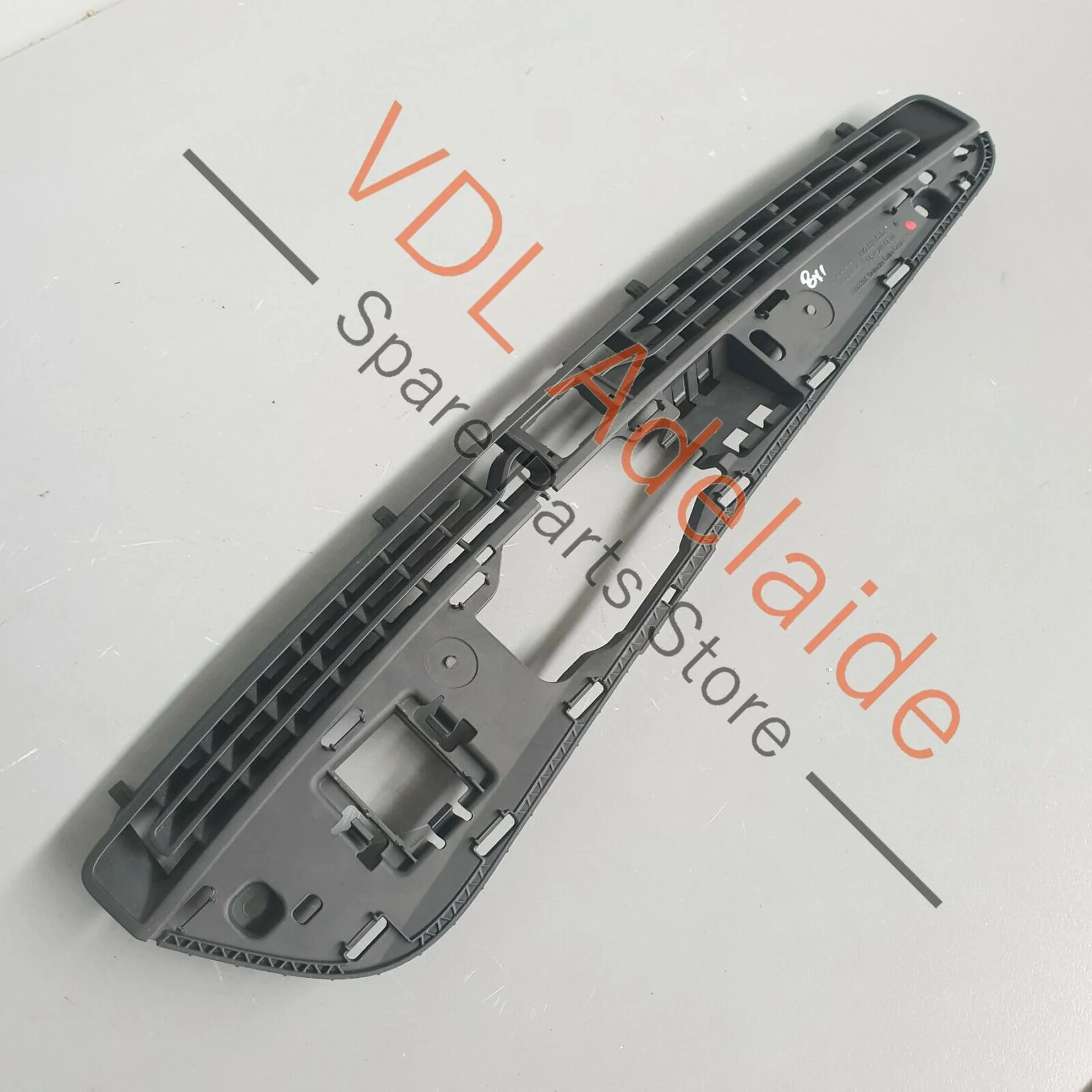 Audi RS3 8V Centre Middle Dash Dashboard Air Vent Trim RHD 8V2819635C