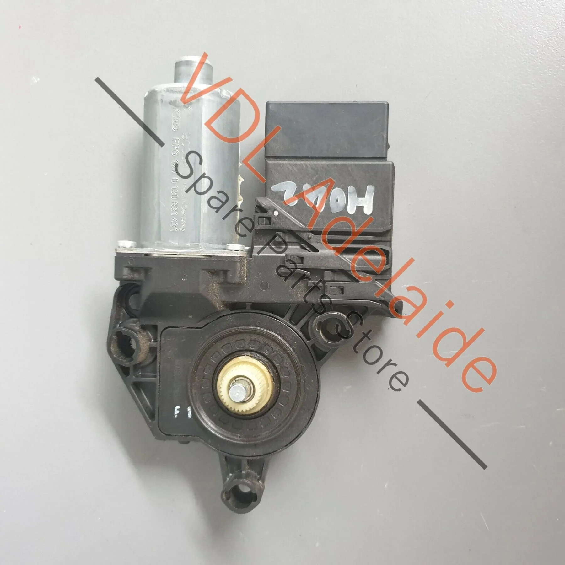 Volkswagen VW Golf R Mk6 Rear Right Window Regulator Motor 5K0959704D HOU2 - Image 2