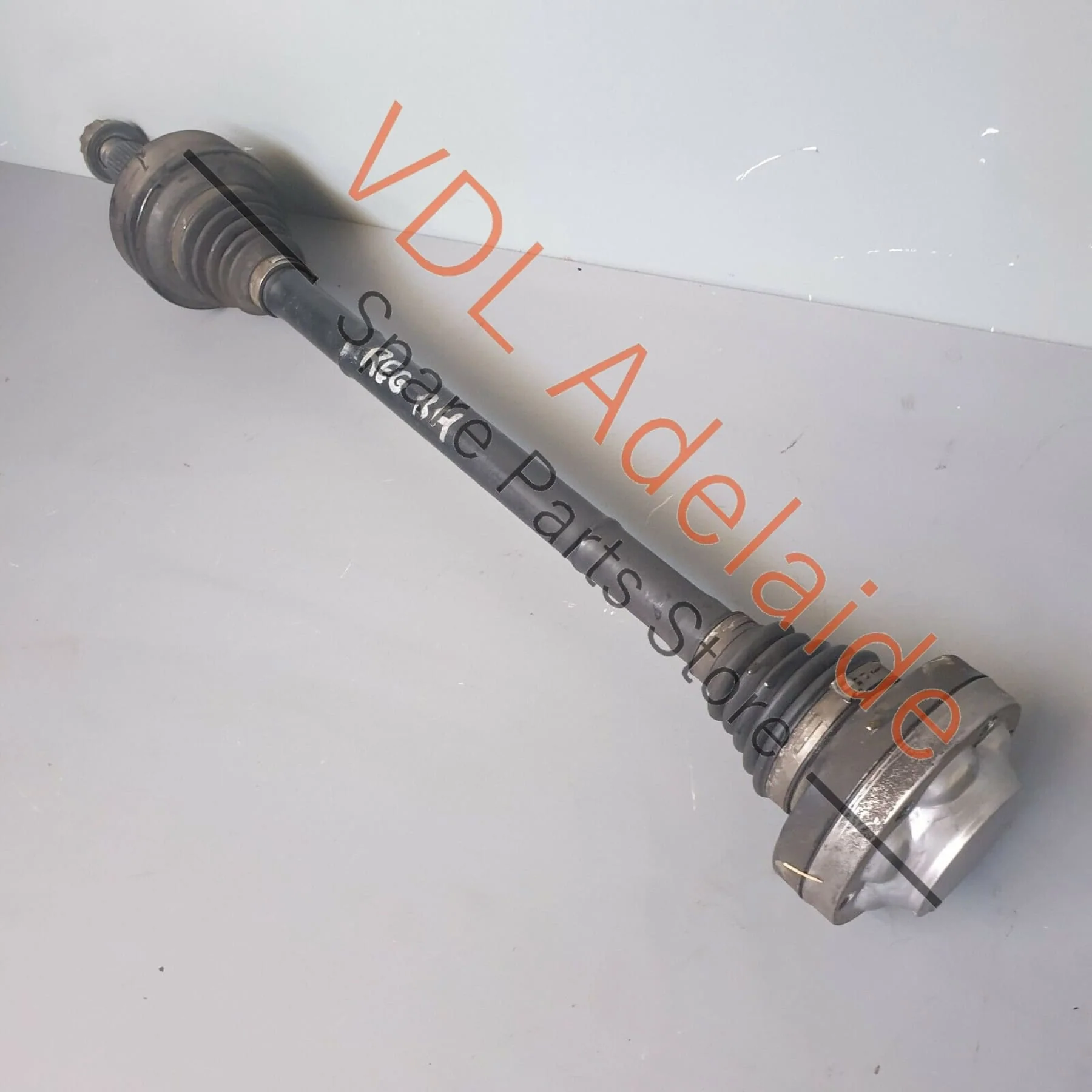 Genuine VW Touareg 7L Rear Left or Right Driveshaft Axle Drive Shaft 7L0501201A