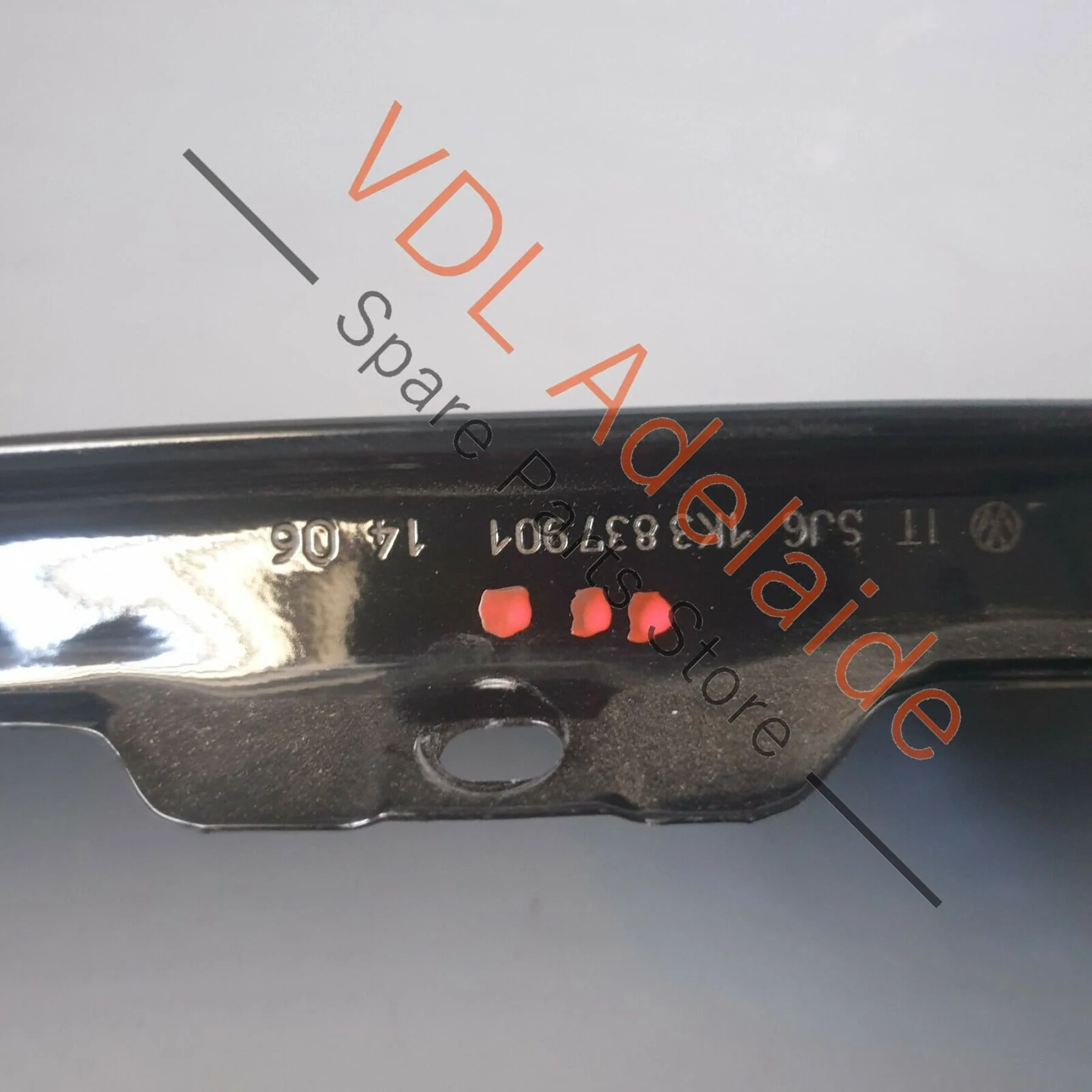 Volkswagen VW Golf Mk5 R32 Left Side Exterior Door B Pillar Trim for 2dr Models - Image 11