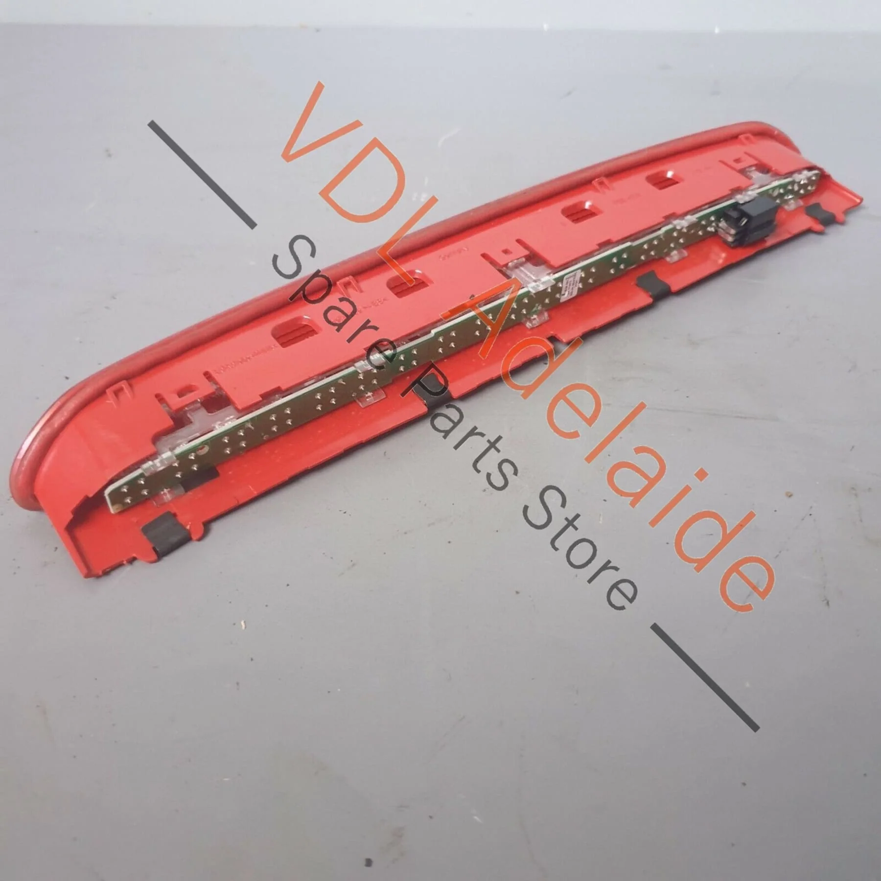 Volkswagen VW Tiguan R 5N Additional Third Rear Upper Brake Light 1K6945097G - Image 5