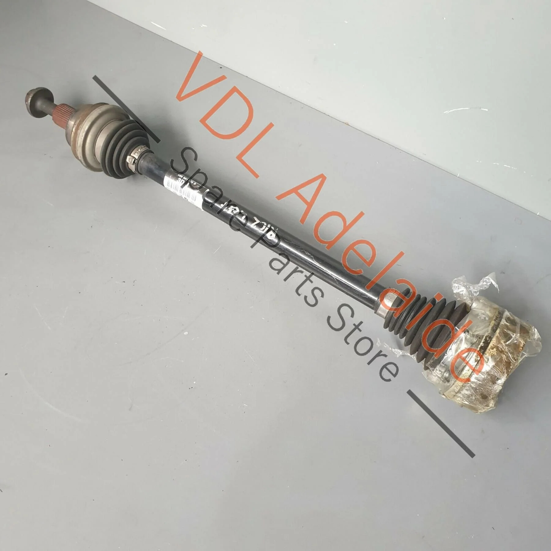 Volkswagen Golf R R32 MK5 Mk6 Rear Left Axle Driveshaft Drive Shaft 1K0501203D