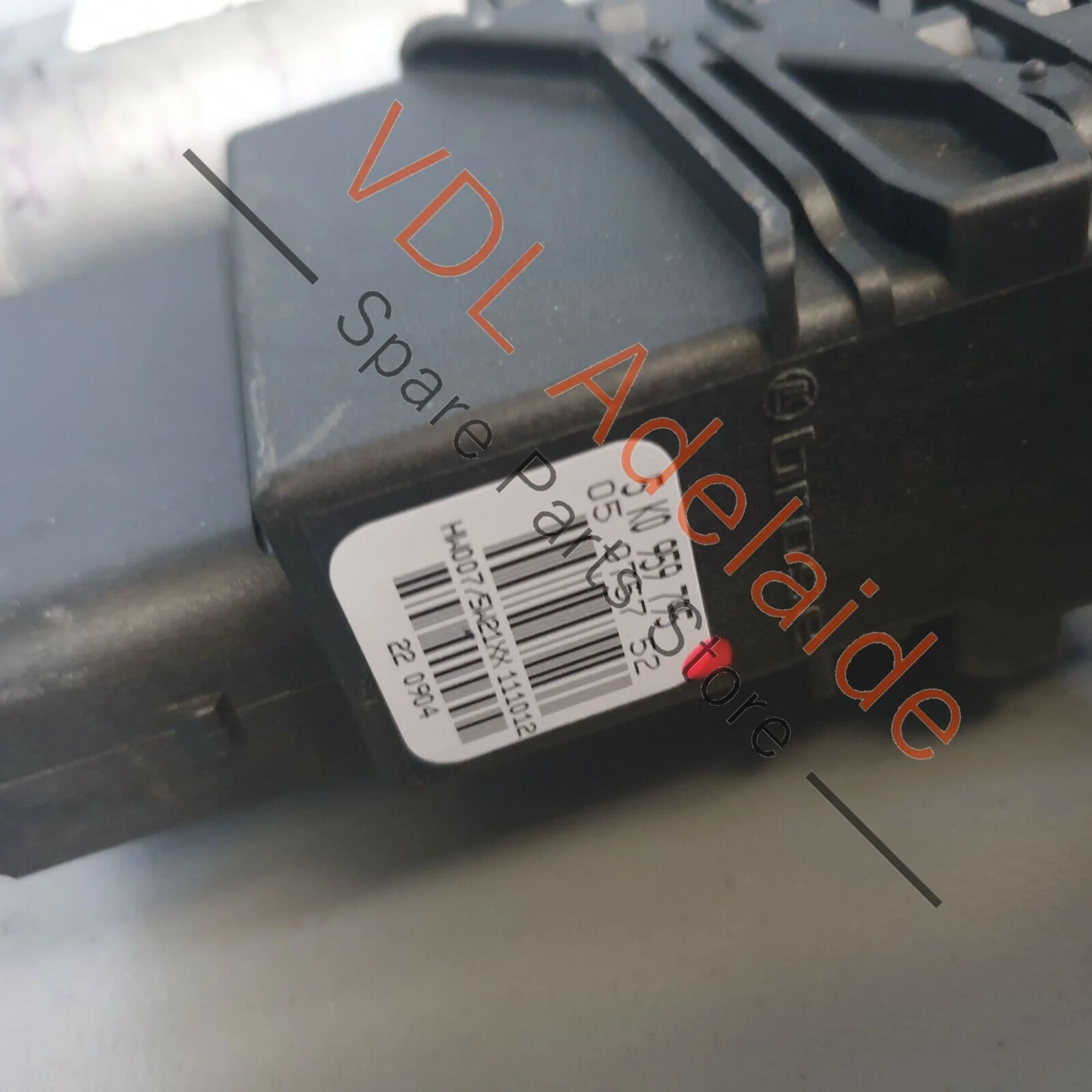 Volkswagen VW Golf Mk6 Rear Right Window Regulator Motor 5K0959704D - Image 5