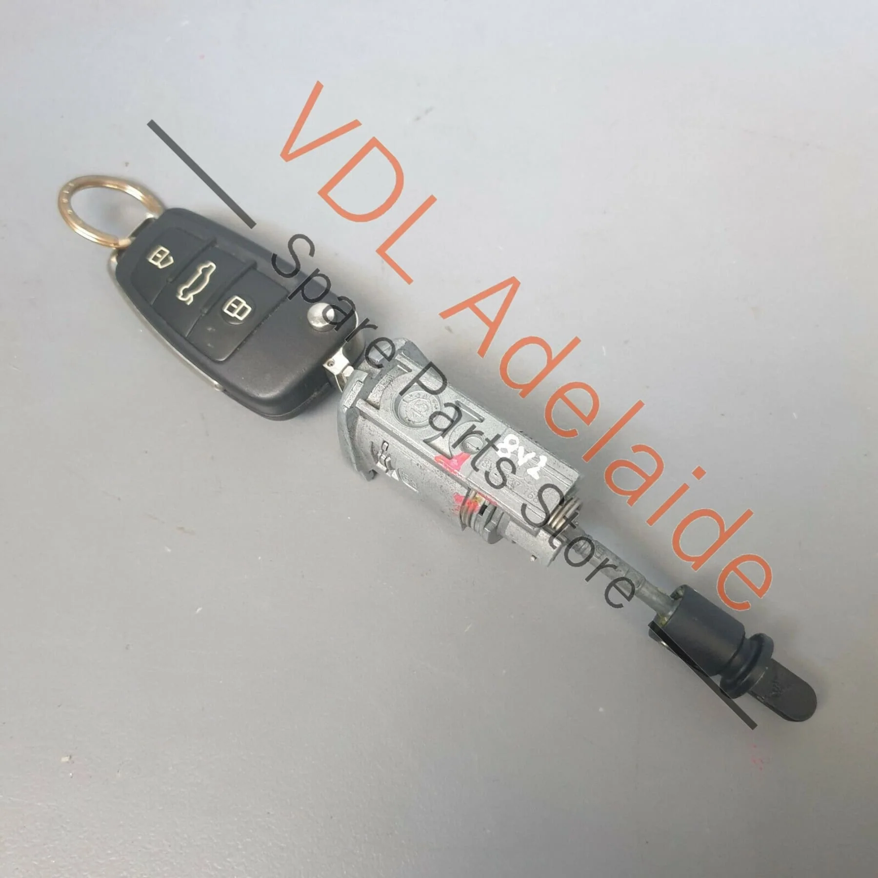 Audi A3 S3 RS3 8V Exterior Door Lock Barrel and Matching Blade Key 107837168CR - Image 2