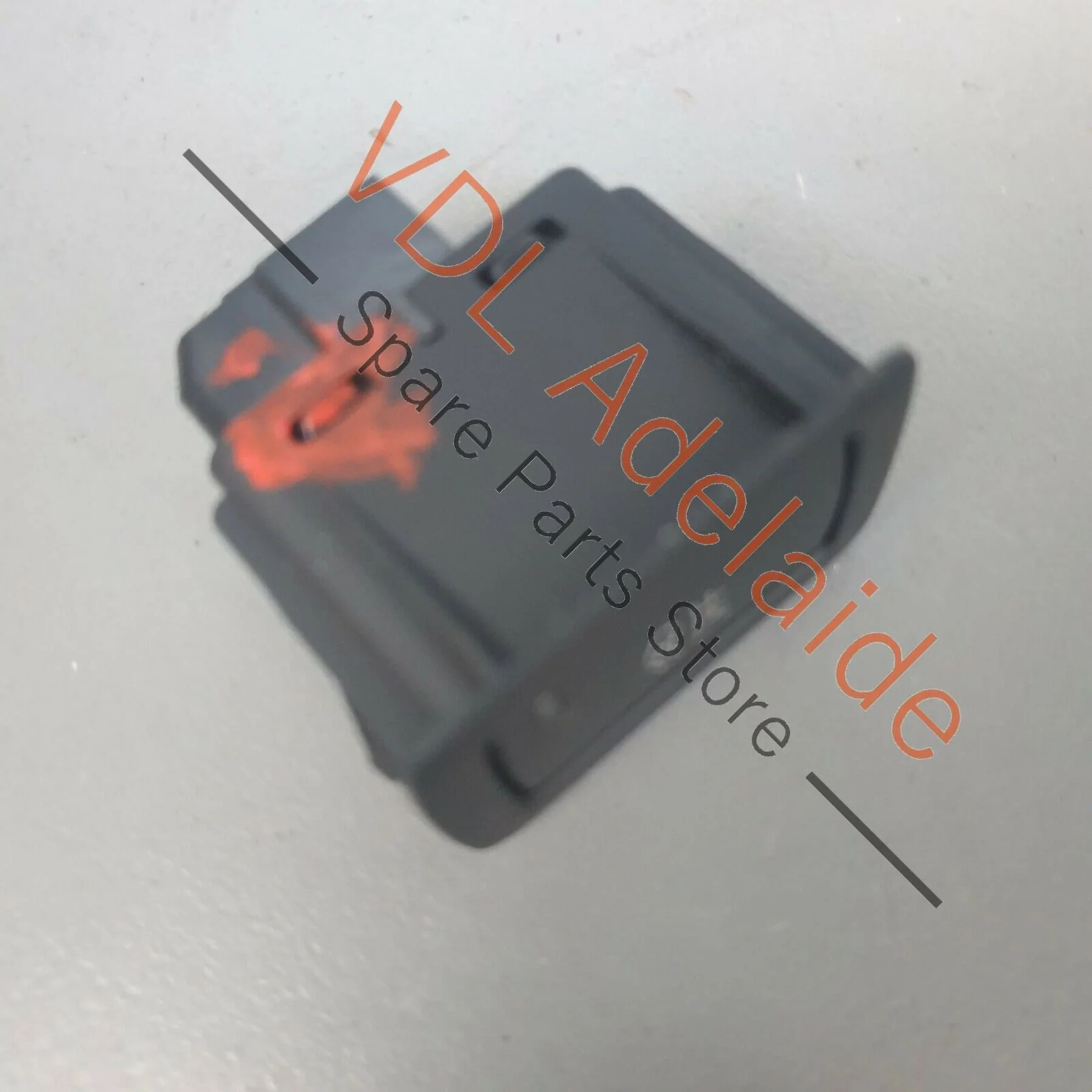 Audi S3 8V Door Mounted Interior Motion Alarm Deactivation Button 4H0962109 - Image 7