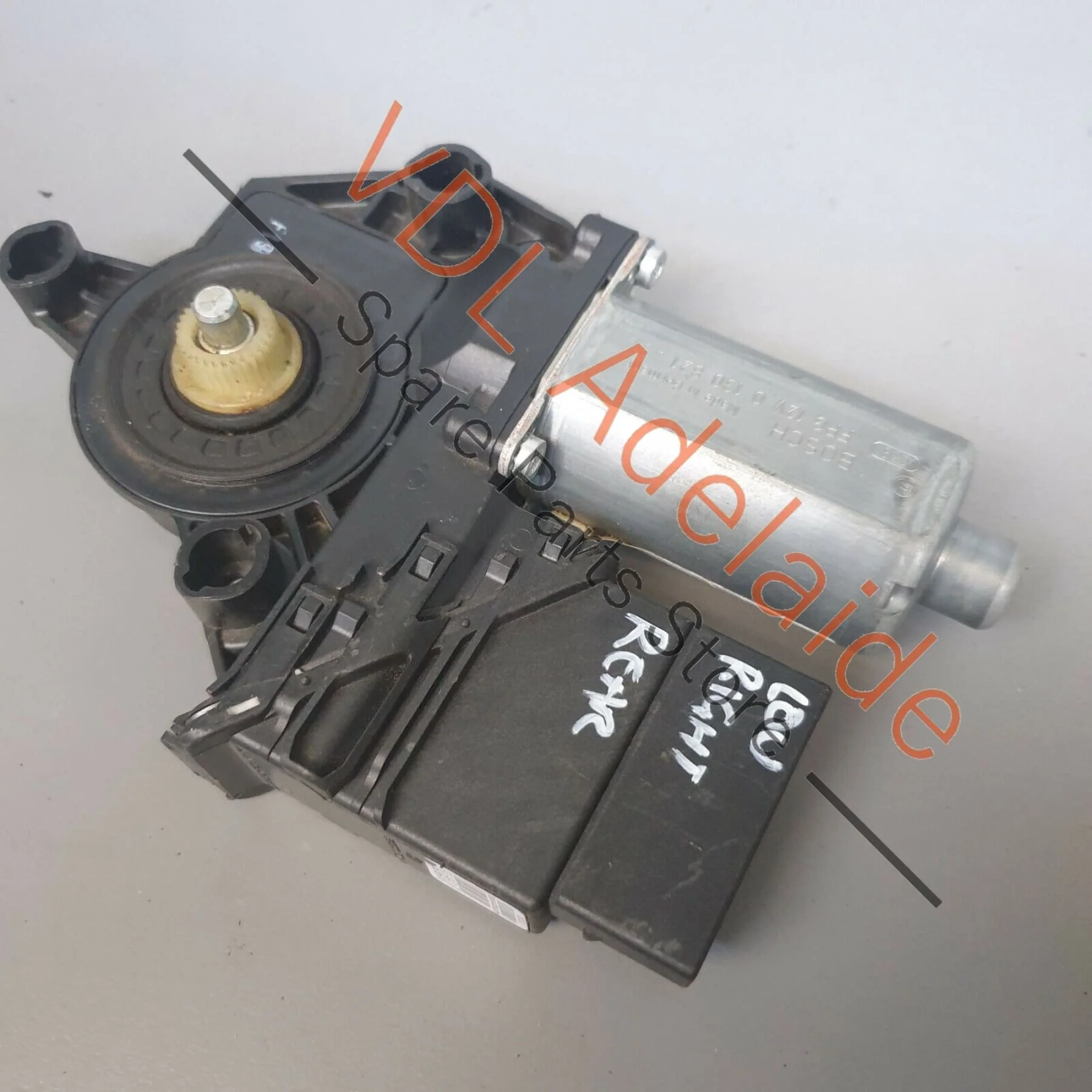 Volkswagen VW Golf MK6 Window Regulator Motor Rear Right 5K0959704D - Image 4
