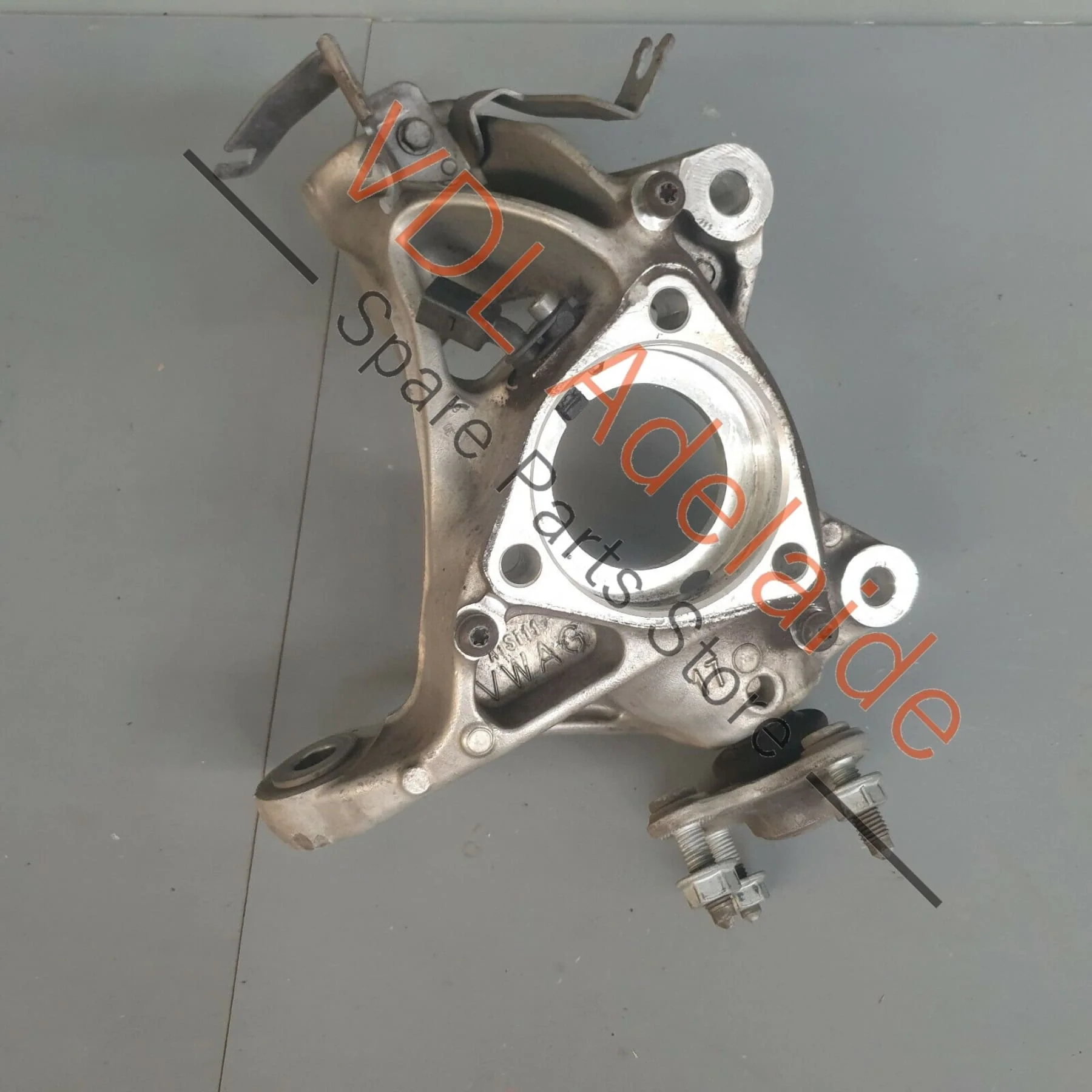 Audi S3 8V Front Hub Knuckle Stub Wheel Bearing Housing Right RHS 5Q0407254A - Image 2