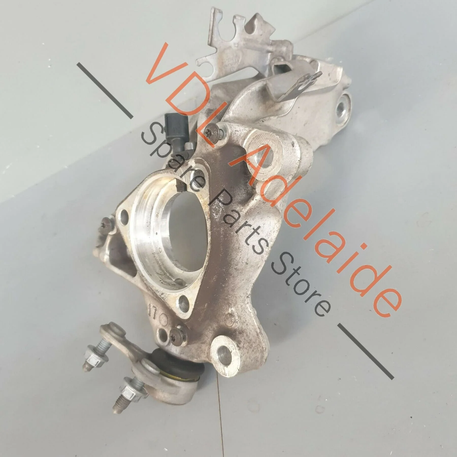 Audi S3 8V Front Hub Knuckle Stub Wheel Bearing Housing Right RHS 5Q0407254A - Image 6