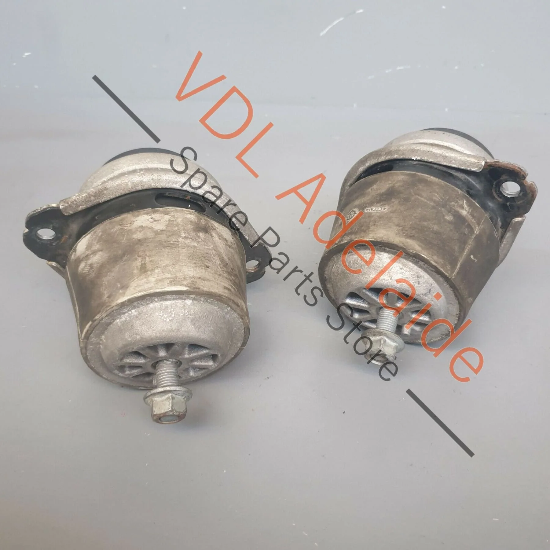 Volkswagen Touareg 7L Pair of Engine Mounts for AYH BLE V10 4.9 5.0 7L6199131 - Image 3