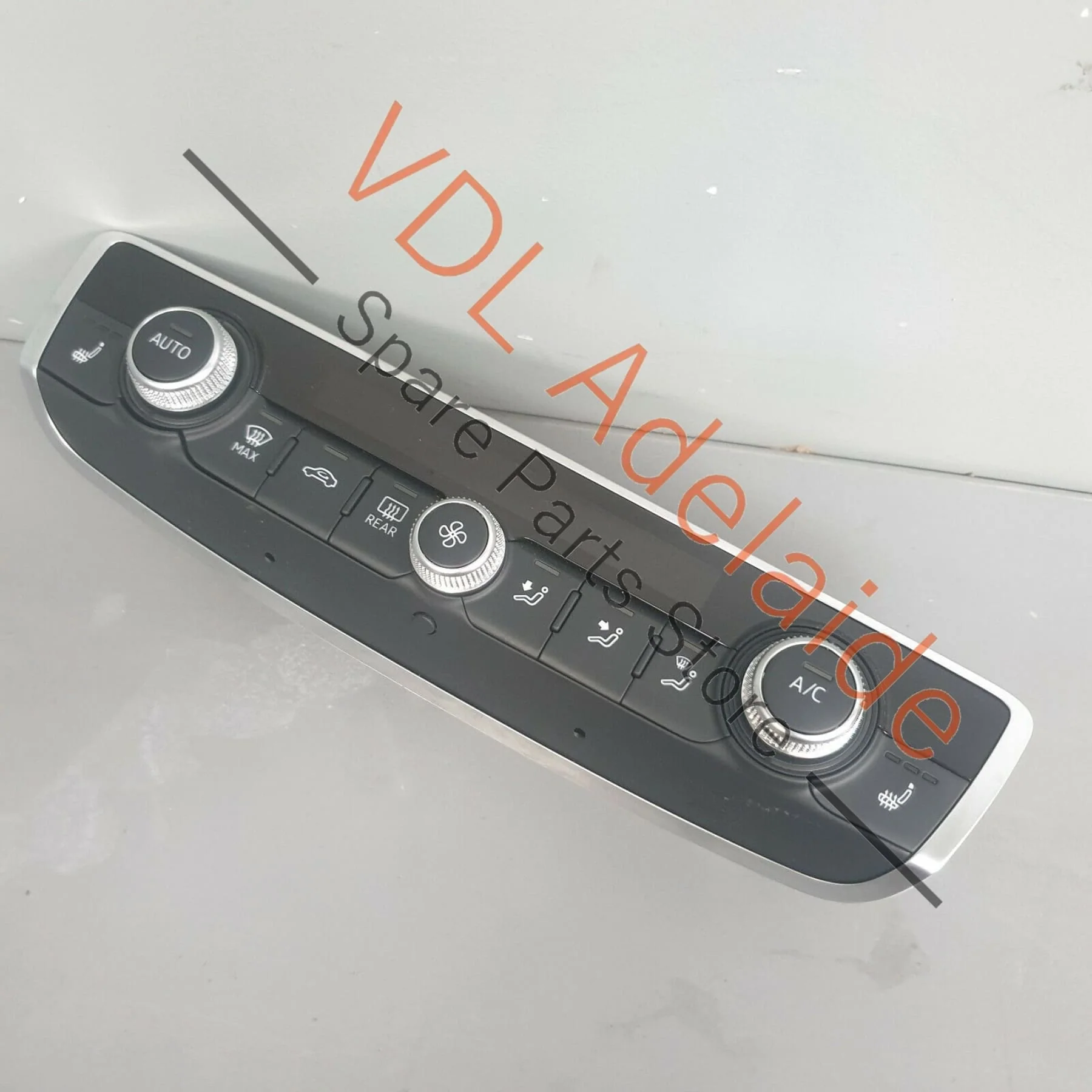 Audi S3 8V Control & Display for AC Air Conditioning Climatronic 8V0820043D