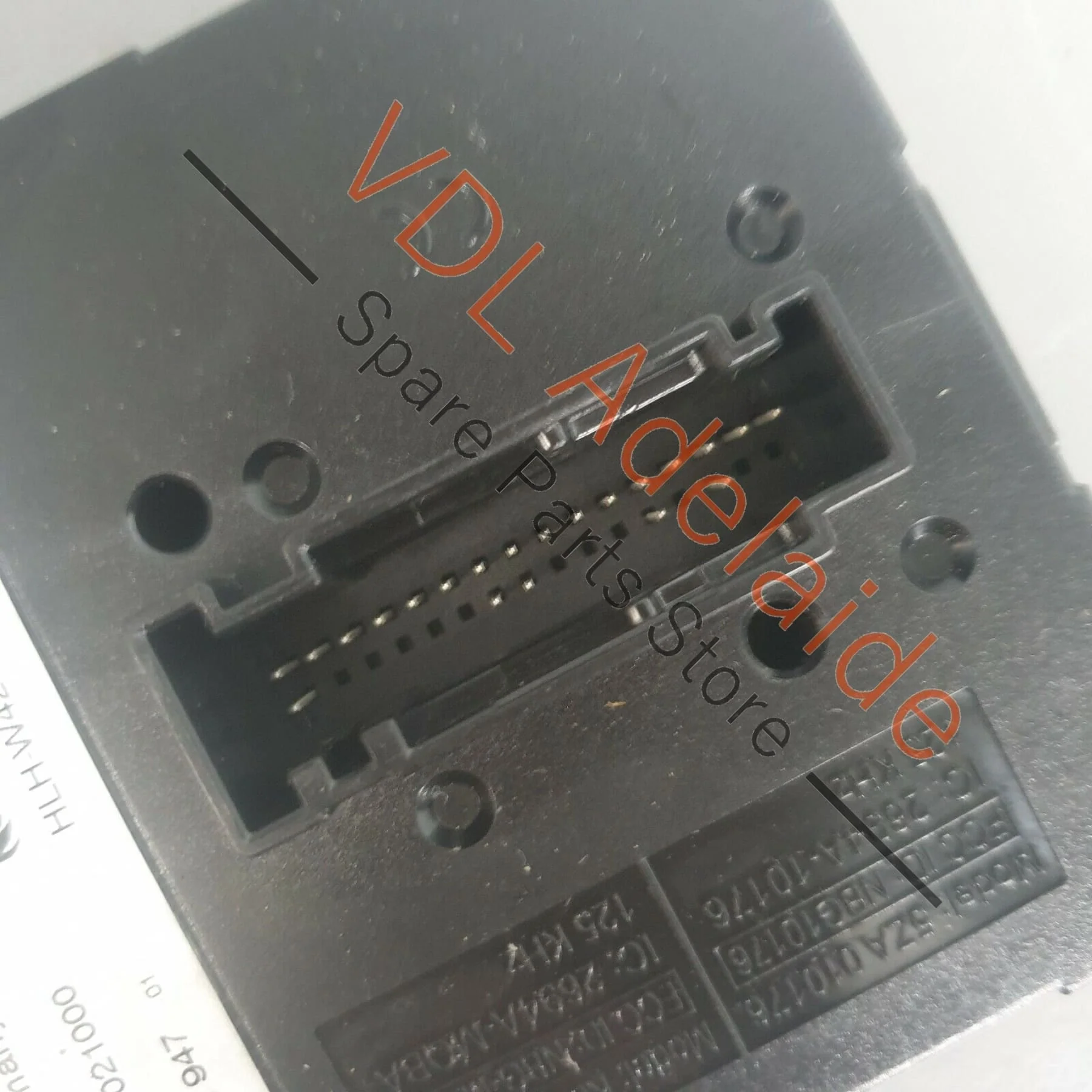 Audi S3 8V Control Unit for Access & Start Authorisation KESSY 5Q0959435A - Image 6