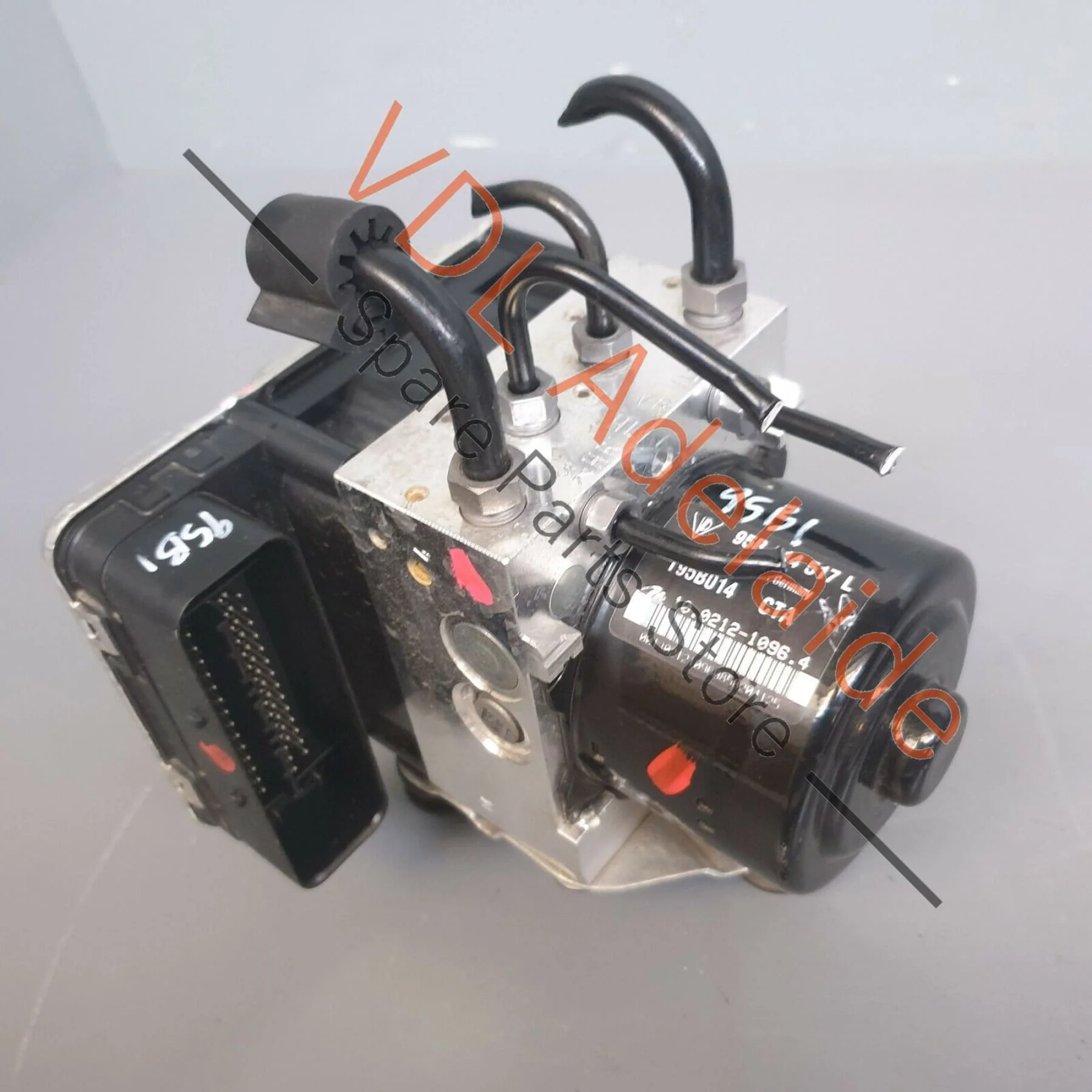 Porsche Macan 95B Hydraulic Brake Control ABS Pump Unit 95B614511L