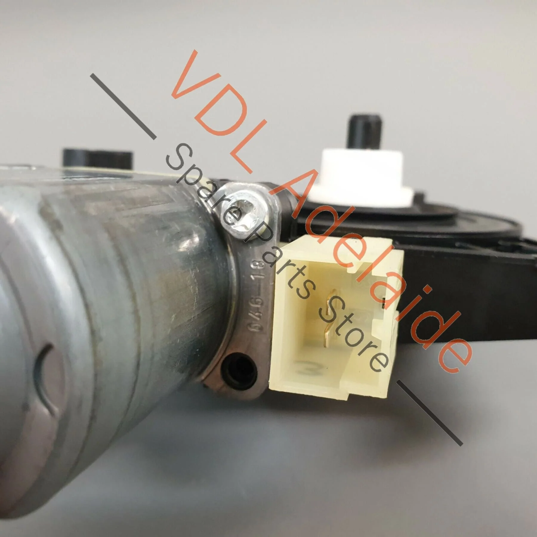 Porsche Macan 95B Power Window Regulator Motor Rear Right 5Q0959802A - Image 4