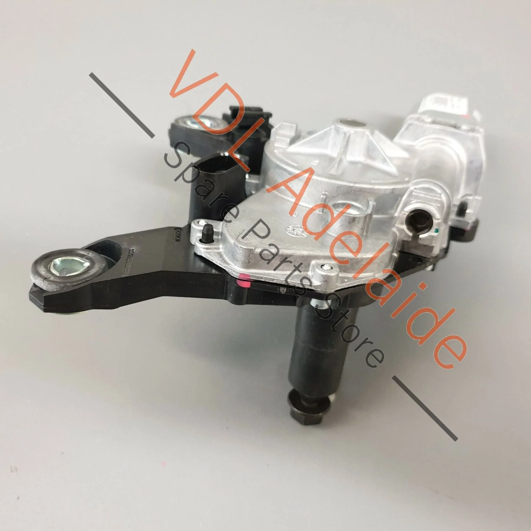 Porsche Macan 95B Rear Windscreen Wiper Motor - Image 2