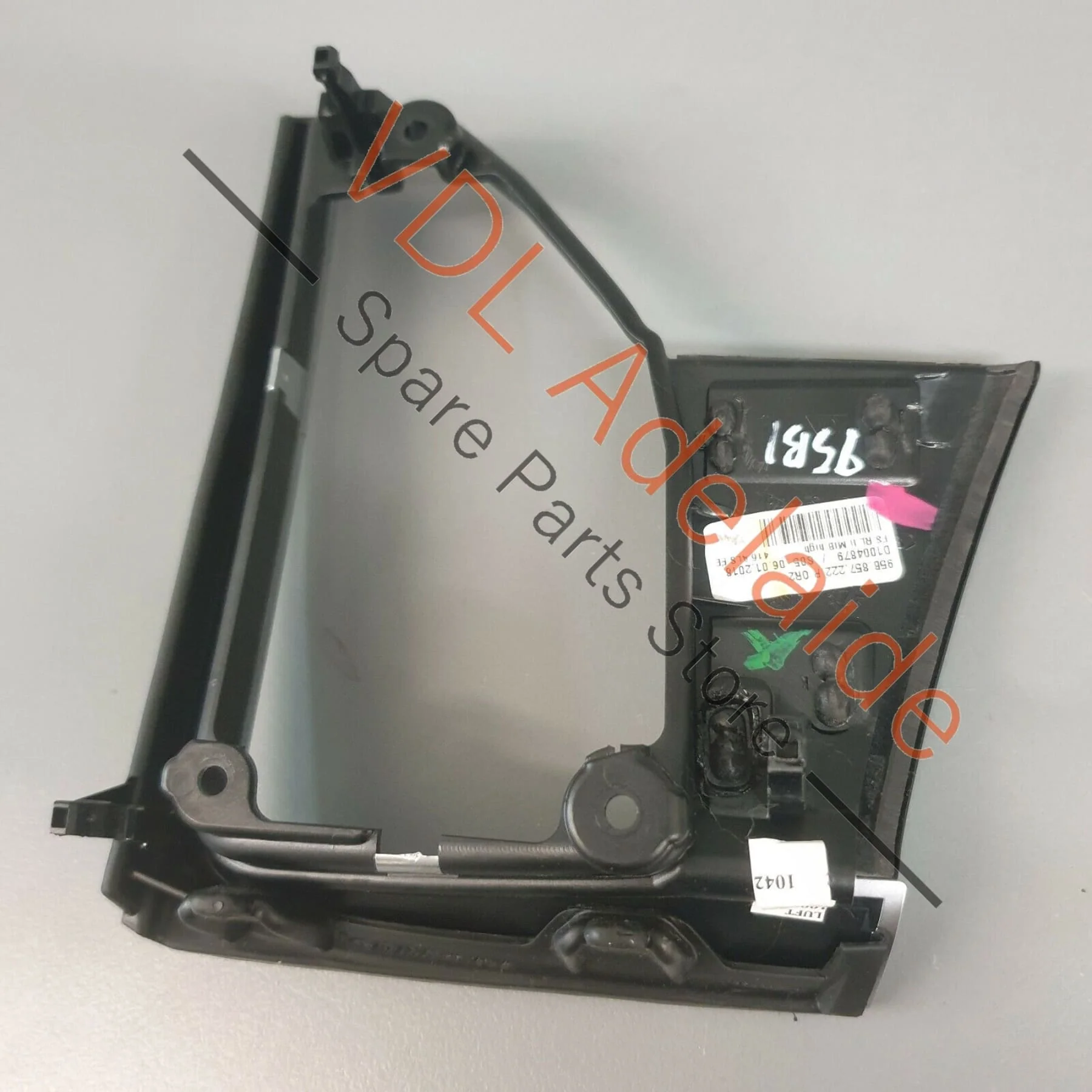 Porsche Macan 95B Dashboard Trim Drivers Left for RHD Vehicle 95B857222P - Image 4