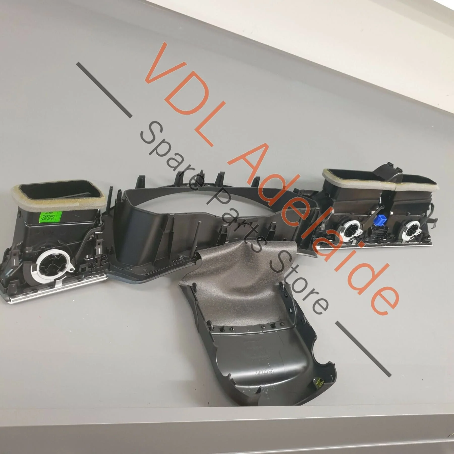 VW Tiguan MQB Gen2 Interior Dash Trim Panel Suit Virtual Cockpit Screen - Image 6