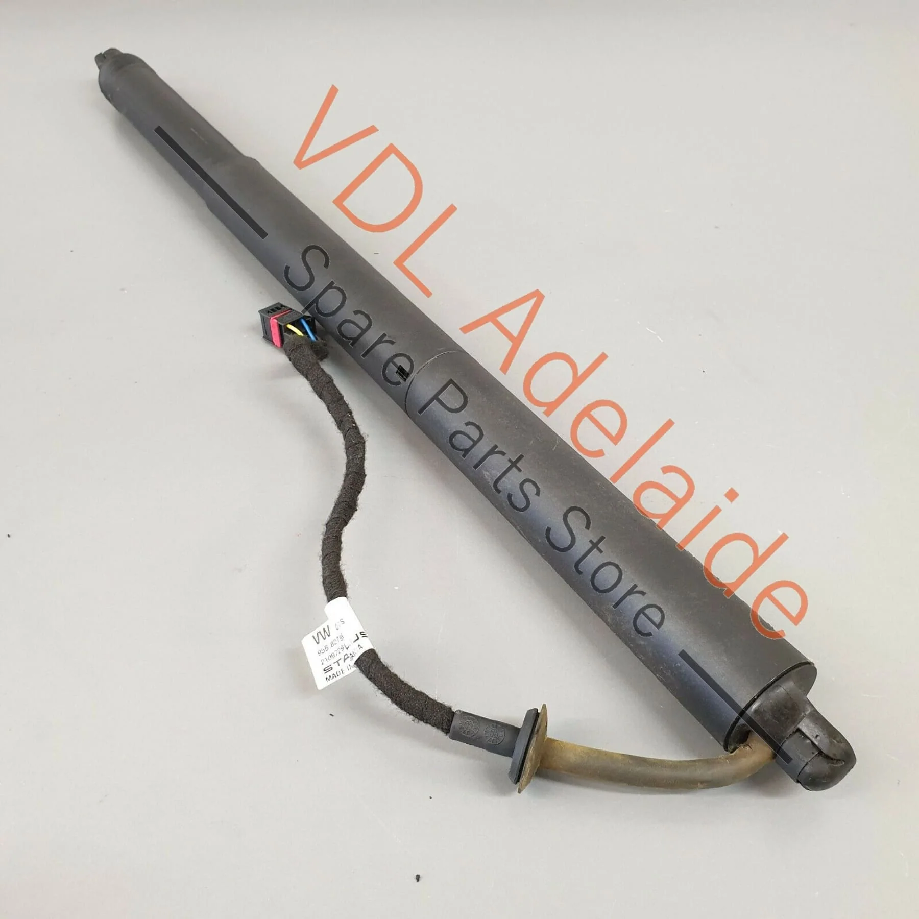 Porsche Macan 95B Electric Rear Boot Lid Tailgate Lift Strut 95B827851B