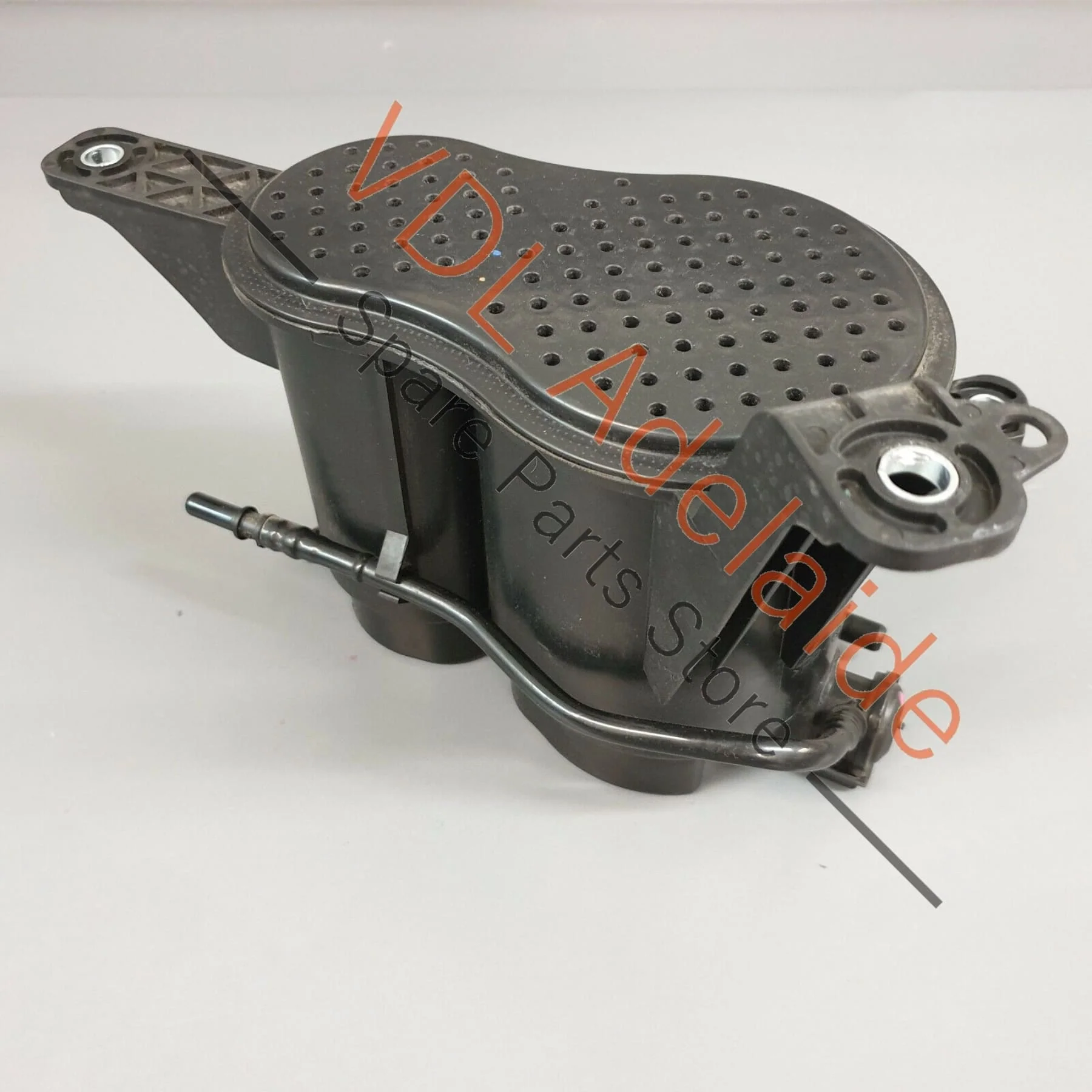 Porsche Macan 95B Activated Charcoal Canister Container 8K0201799G - Image 3