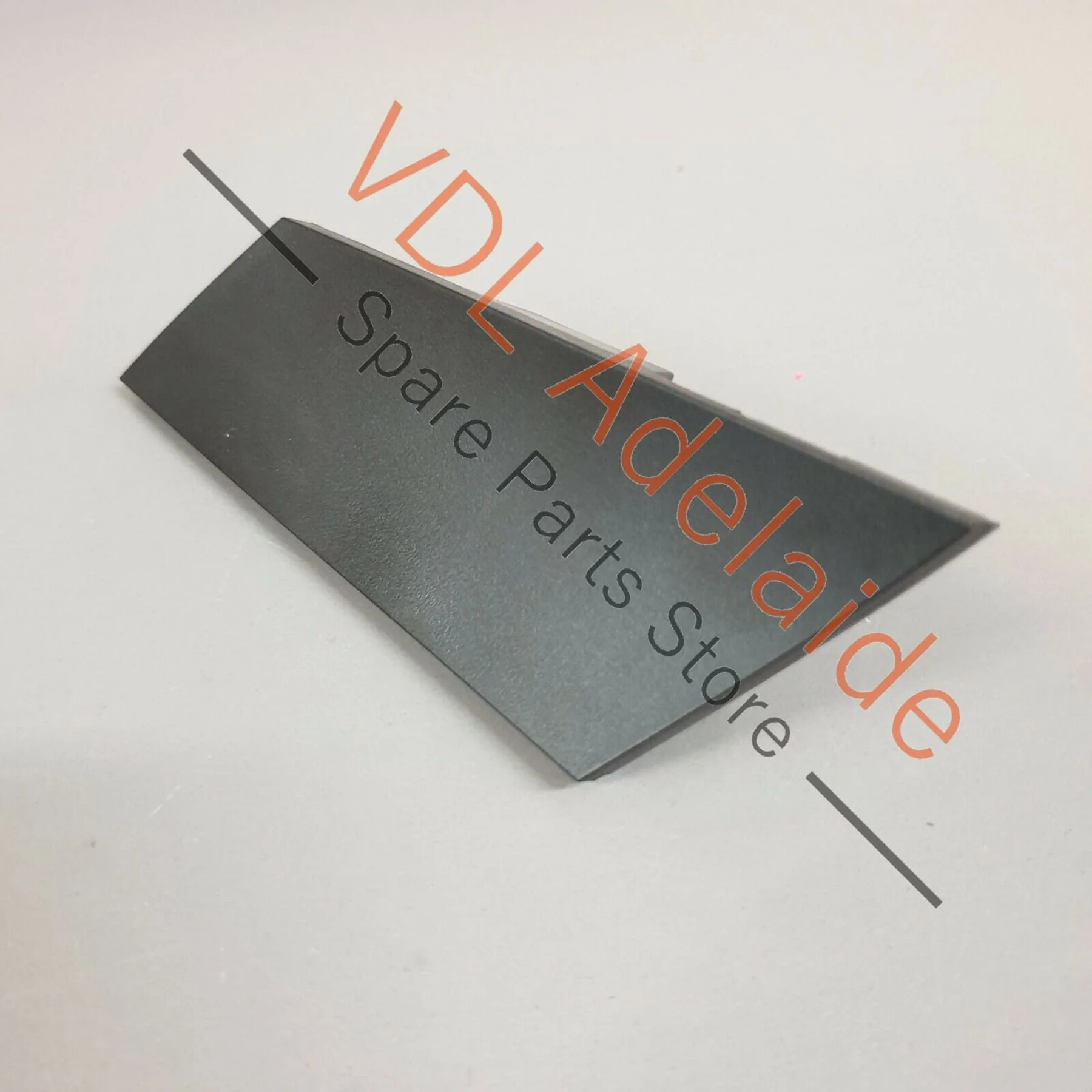 Porsche Macan 95B Door Handle Trim Insert for Left Handle 95B837095B - Image 3
