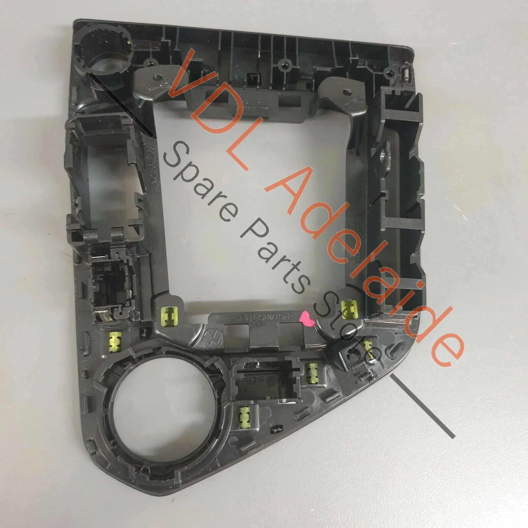 VW Tiguan MQB Gen2 Gear Shift Cover for vehicles with KESSY Keyless Start - Image 4