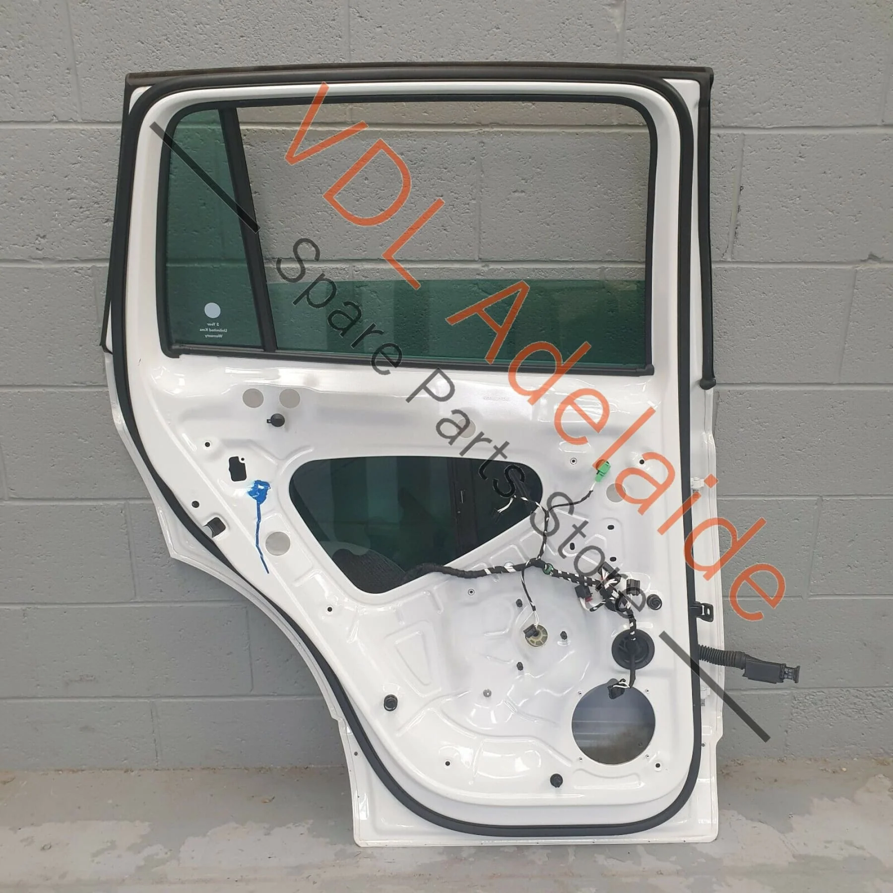 VW Tiguan MQB Gen2 LHS Left Rear Door Shell Panel 5NA833055J Pure White 0Q0Q - Image 6
