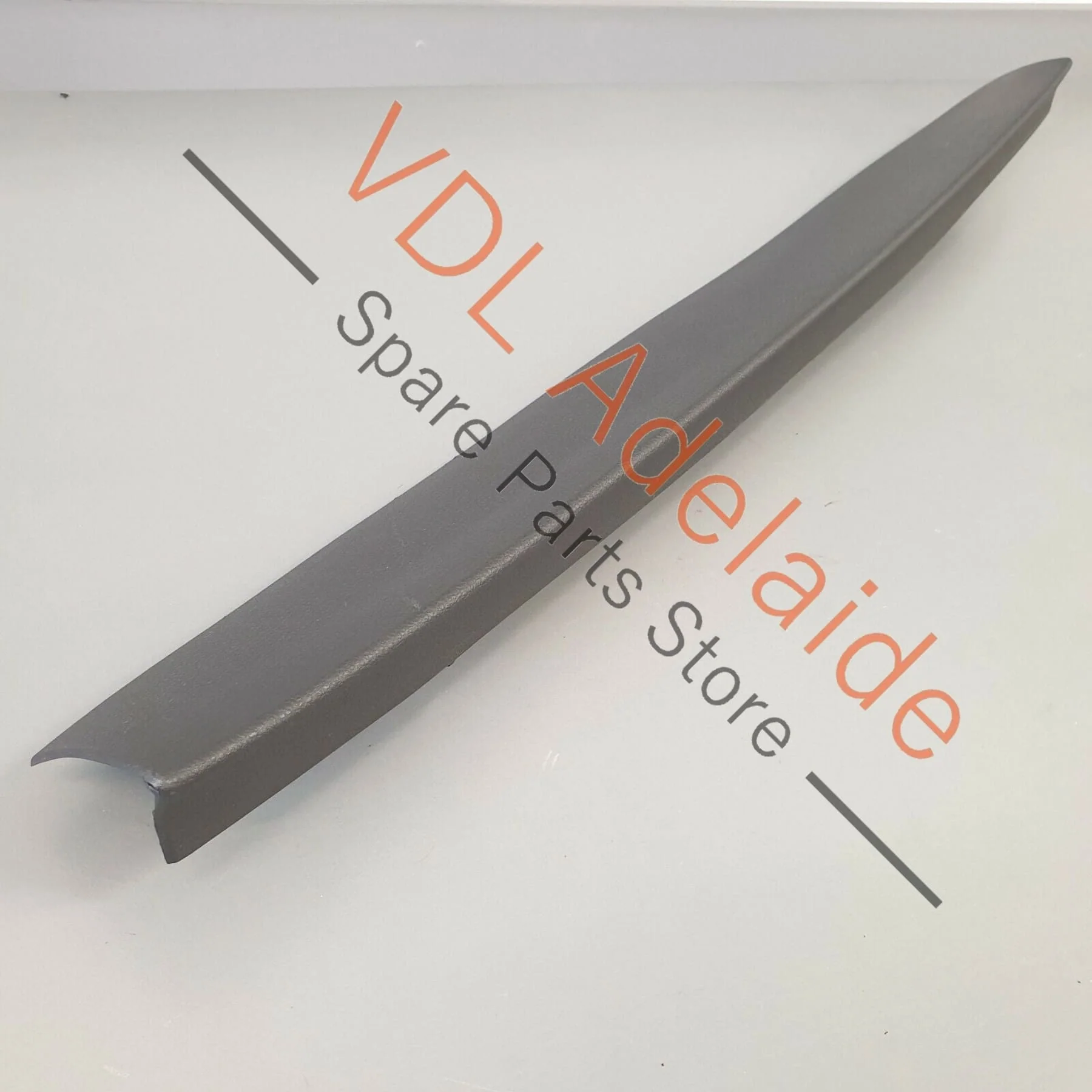 VW Golf MK7 Estate Wagon Rear Lid Tailgate Interior Trim Upper Centre 5G9867587