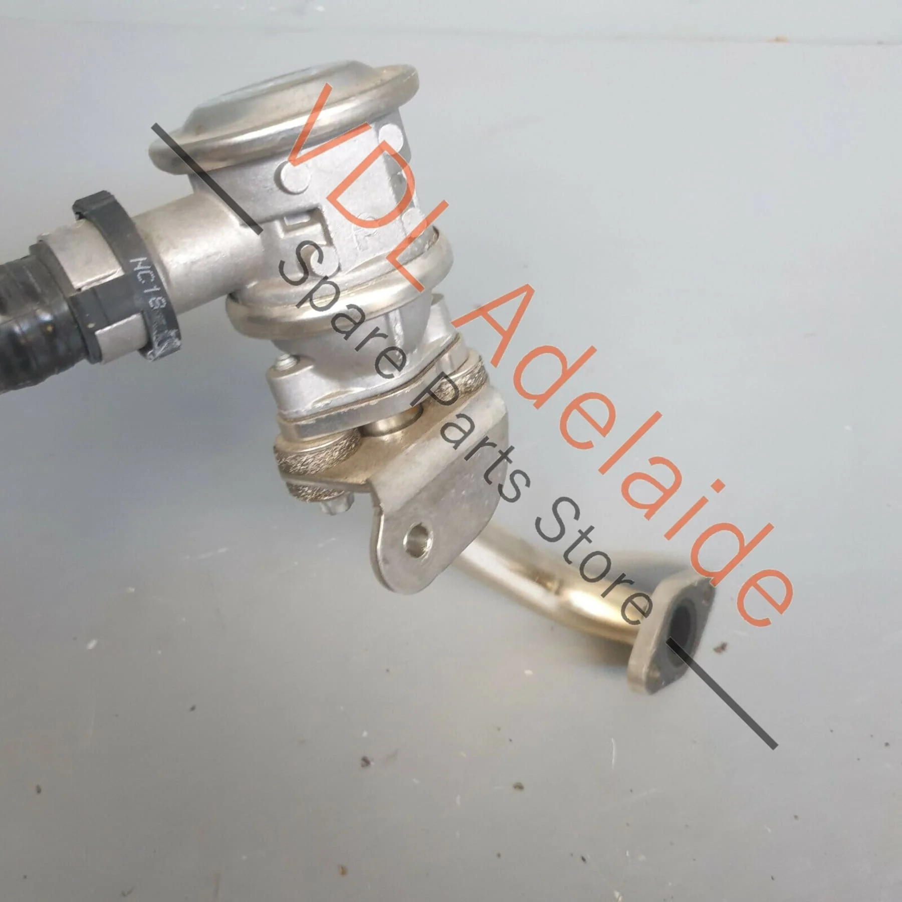 Porsche Macan 95B Secondary Air Pump Connector Pipe & Valves Left & Right - Image 4