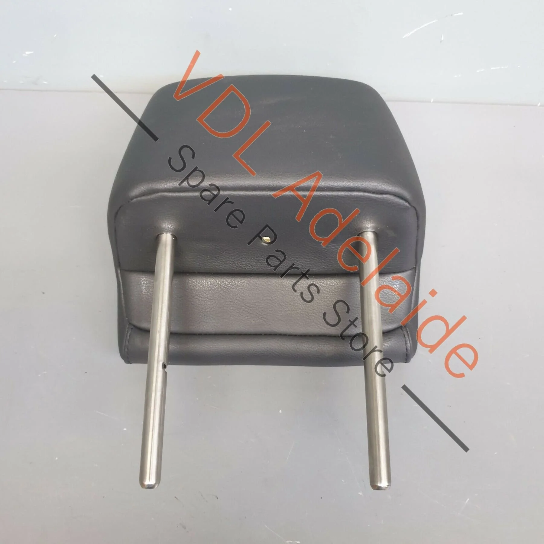 Volkswagen VW Golf GTi Mk6 Rear Seat Black Leather Head Rest for Left or Right - Image 5