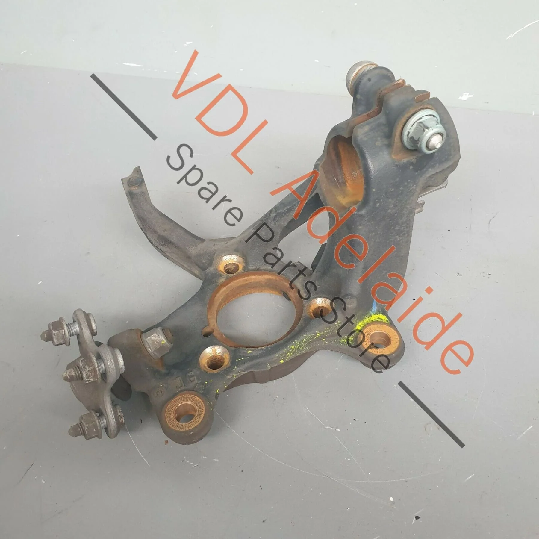 VW Golf MK7 Cast Iron Left Side Stub Axle Hub Knuckle 80mm 5Q0407255Q - Image 2