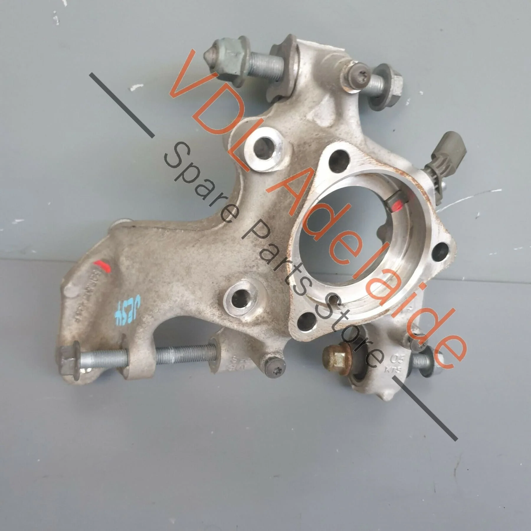 VW Tiguan MQB Mk2 Rear Left Wheel Bearing Housing Knuckle Suspension 5QF505436F - Image 8