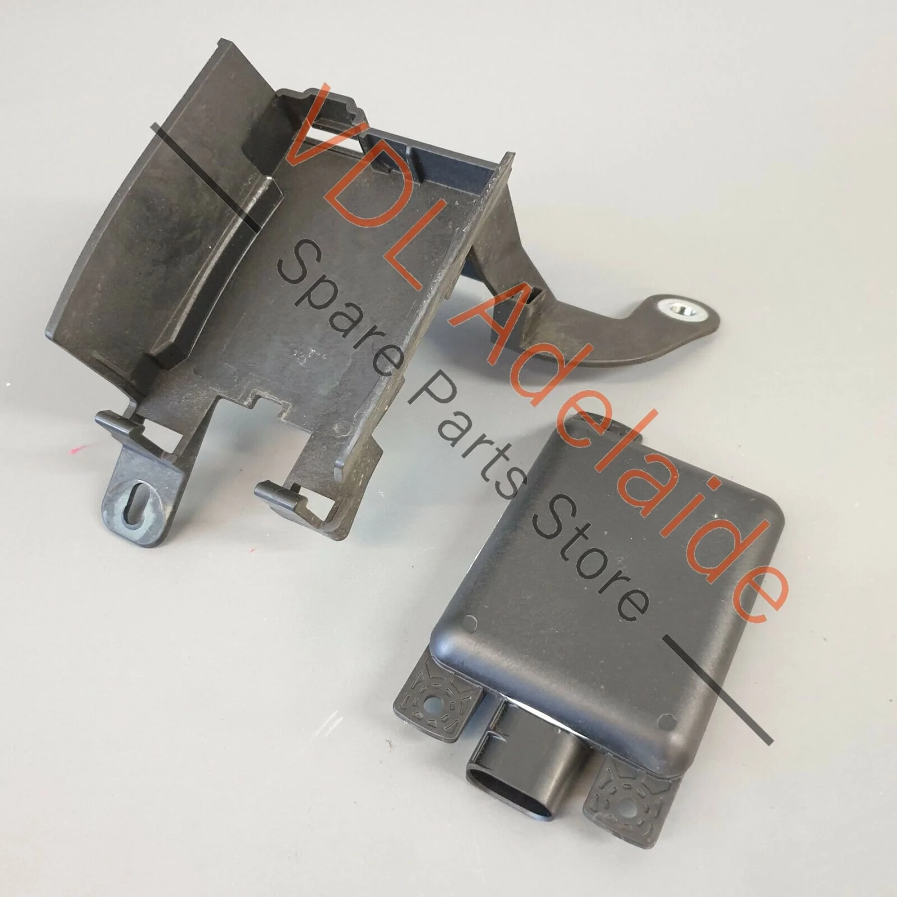 VW Golf R MK7 Left Side Slave Control Unit for Blind Spot Detection 5Q0907685B - Image 6