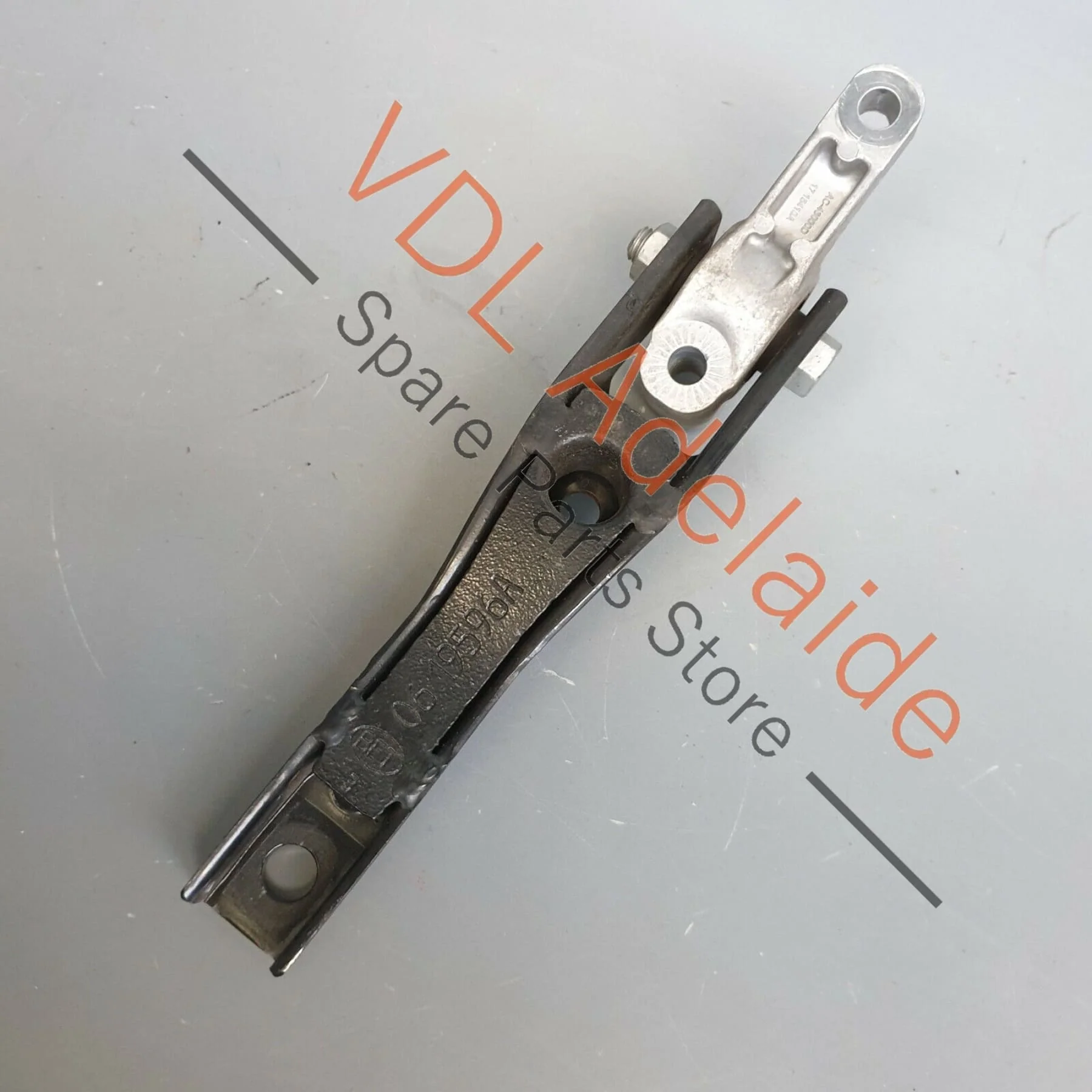 VW Golf MK7 1.6-2.0L TDI Diesel Lower Pendulum Mount Support 5Q0199855 - Image 7