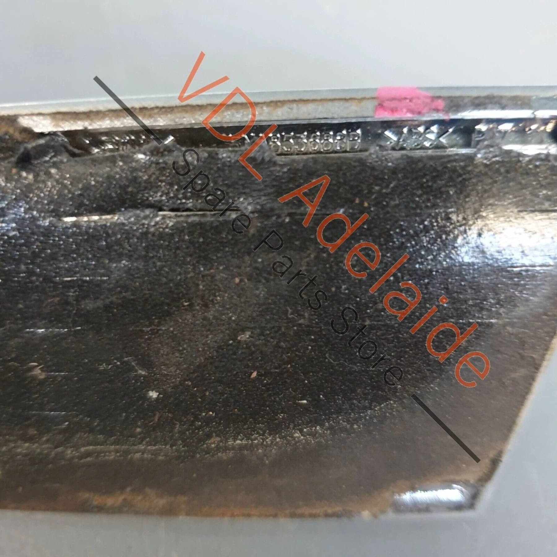 VW Tiguan MQB Mk2 Front Right Mud Guard Fender Chrome Badge R Line 5NA853688B - Image 6