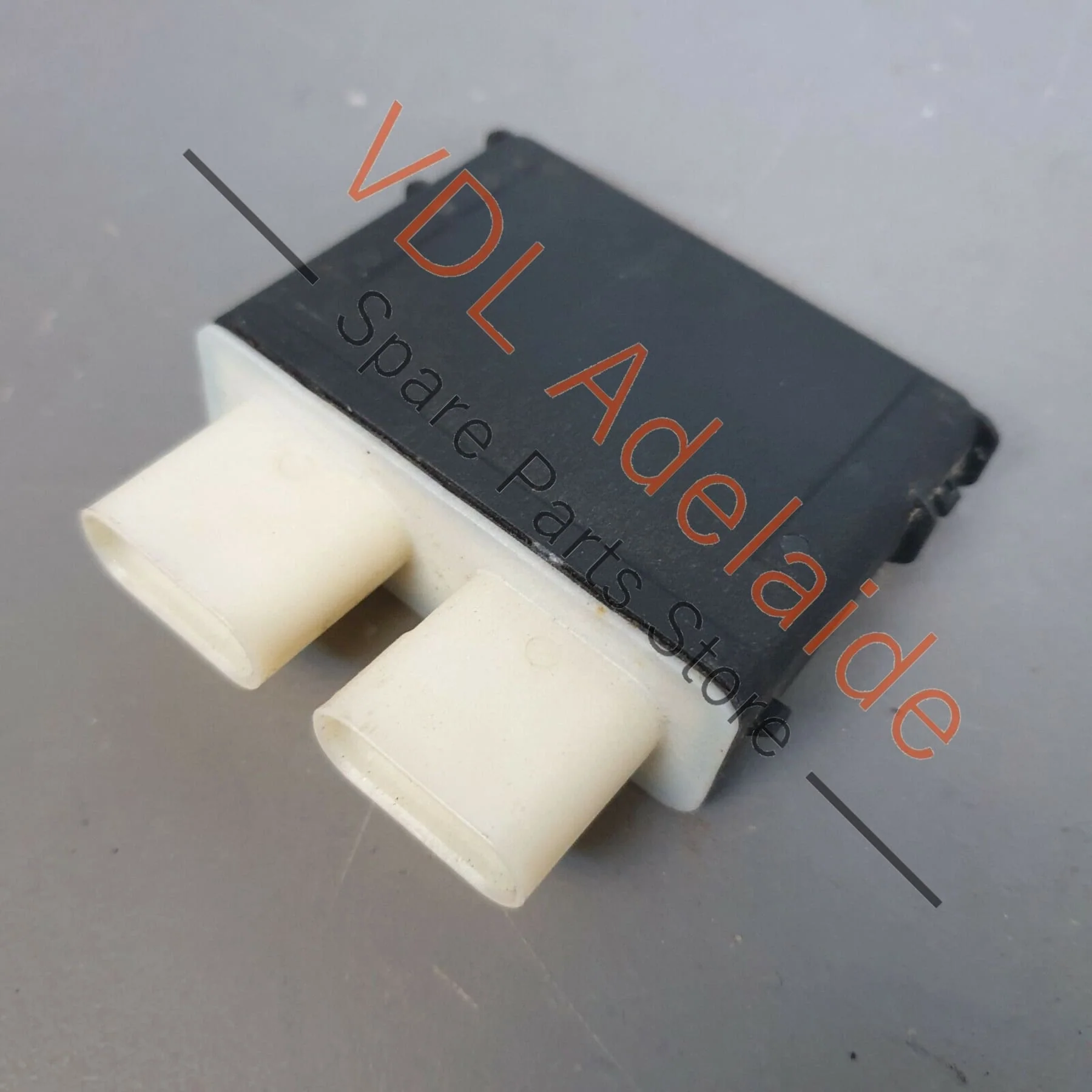 VW Tiguan MQB Mk2 Control Unit for Opening Tailgate Boot Lid 3G0962243A - Image 4
