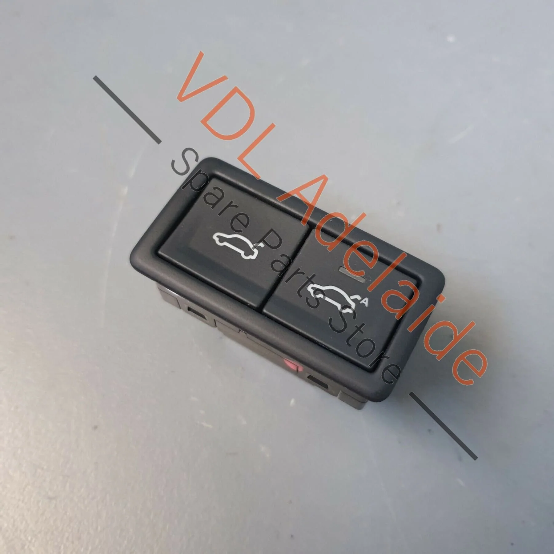 VW Tiguan MQB Mk2 Electric Tailgate Lid Lock 'Easy Close' Switch 3G0959832A