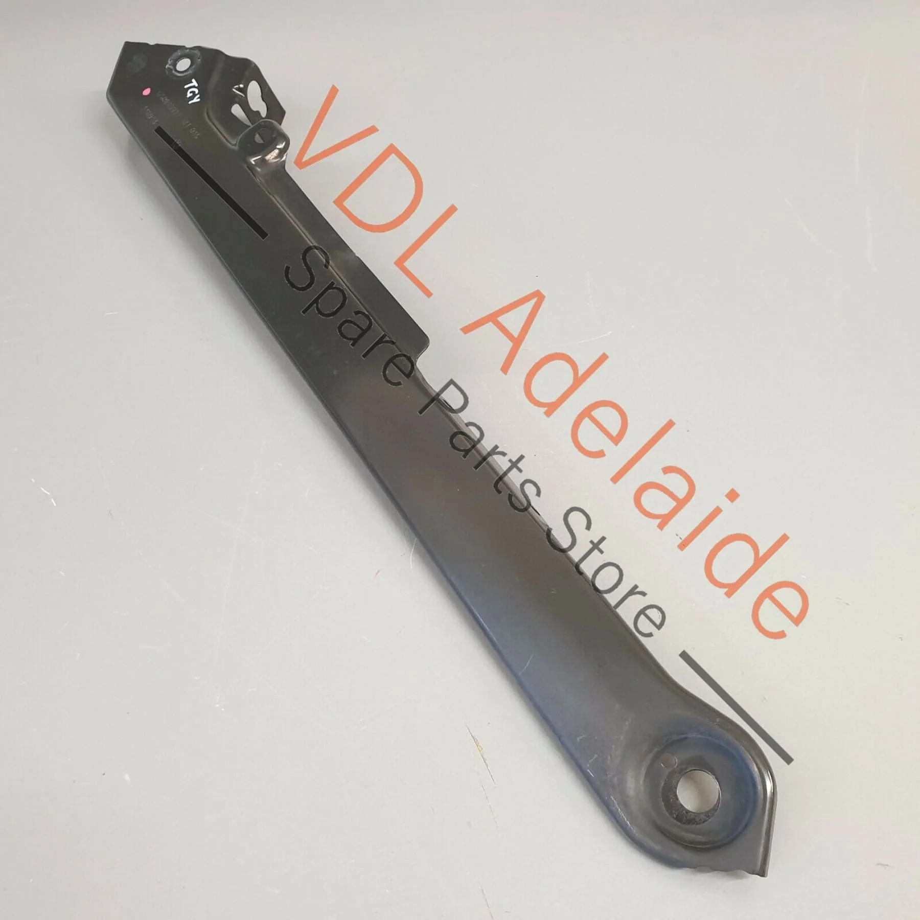 VW Golf MK7 Wagon Radiator Lock Carrier Left Upper Brace Support 5G0805931 - Image 5