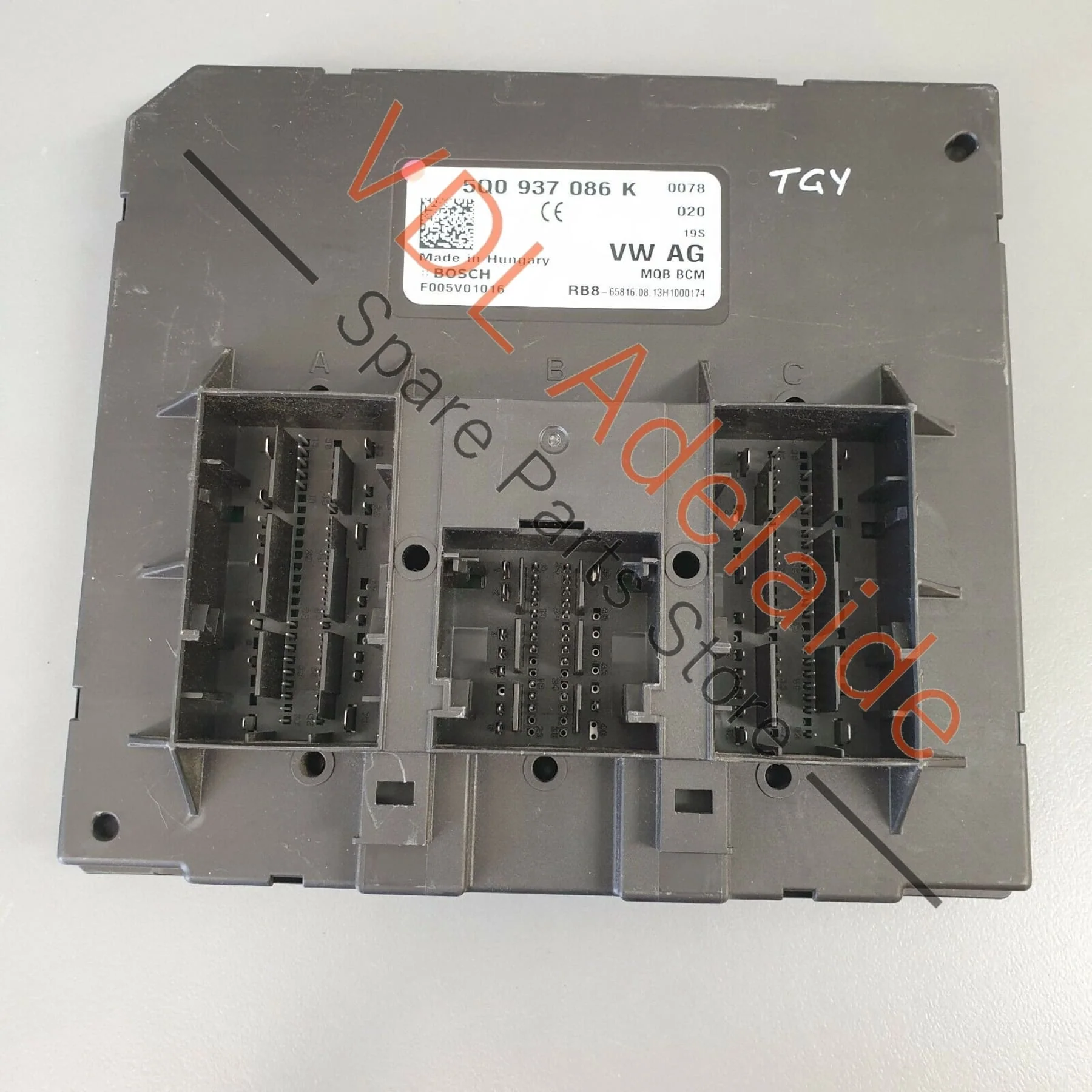 VW Golf MK7 Wagon Body Control Module BCM Onboard Power Supply 5Q0937086K - Image 3