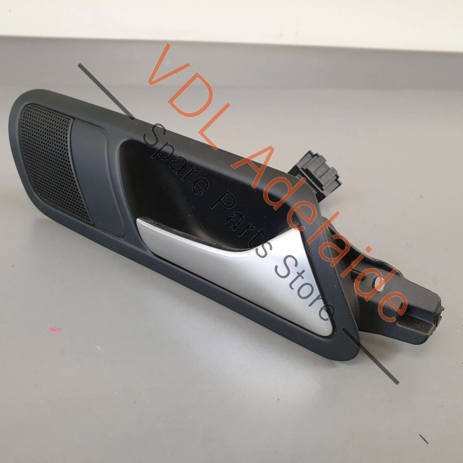 VW Passat R36 B6 3C Rear Right Door Inner Release Lever & Loudspeaker 3C4839114Q