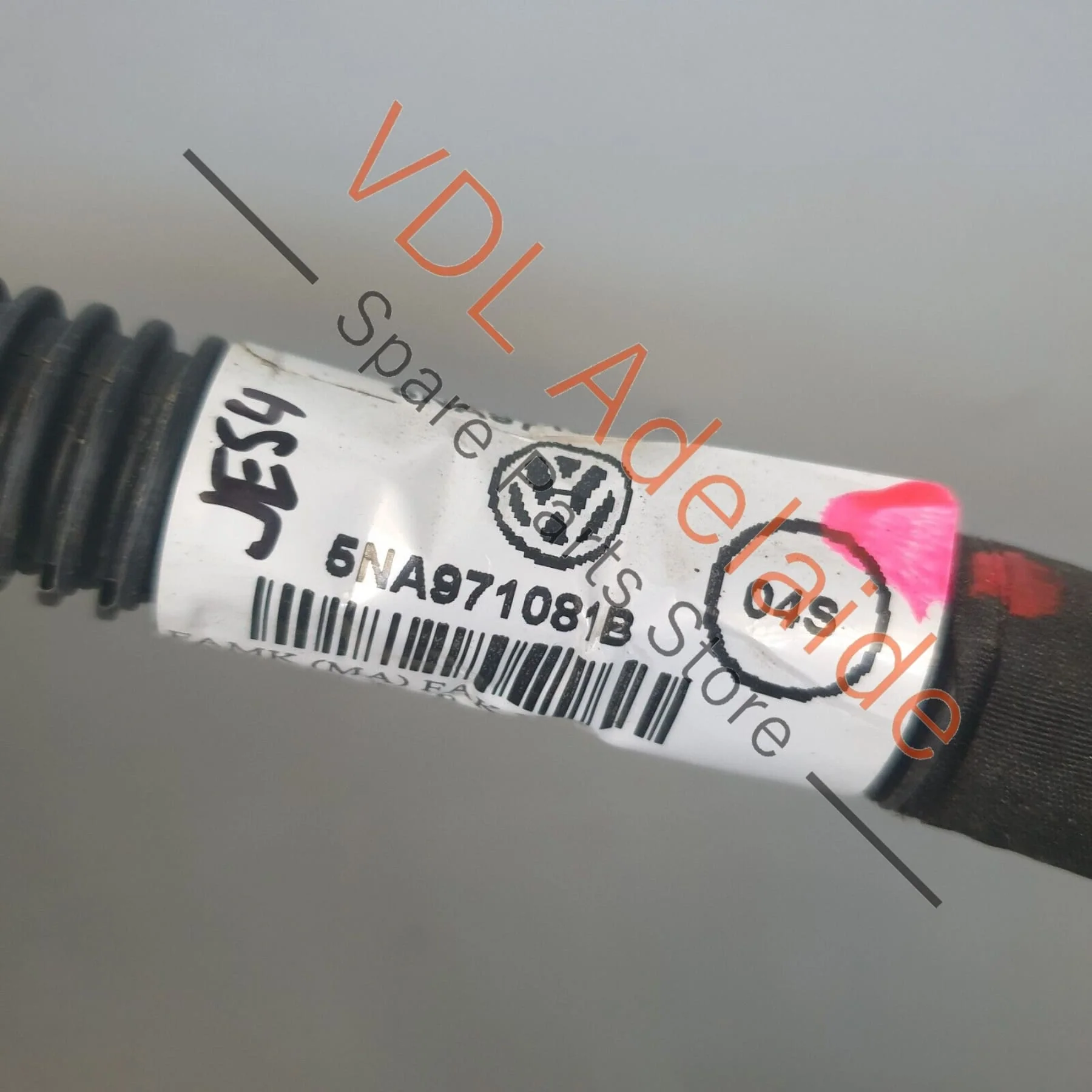 VW Tiguan MQB Mk2 Windscreen Headlight Washer Reservoir Wiring Harness Cable - Image 3