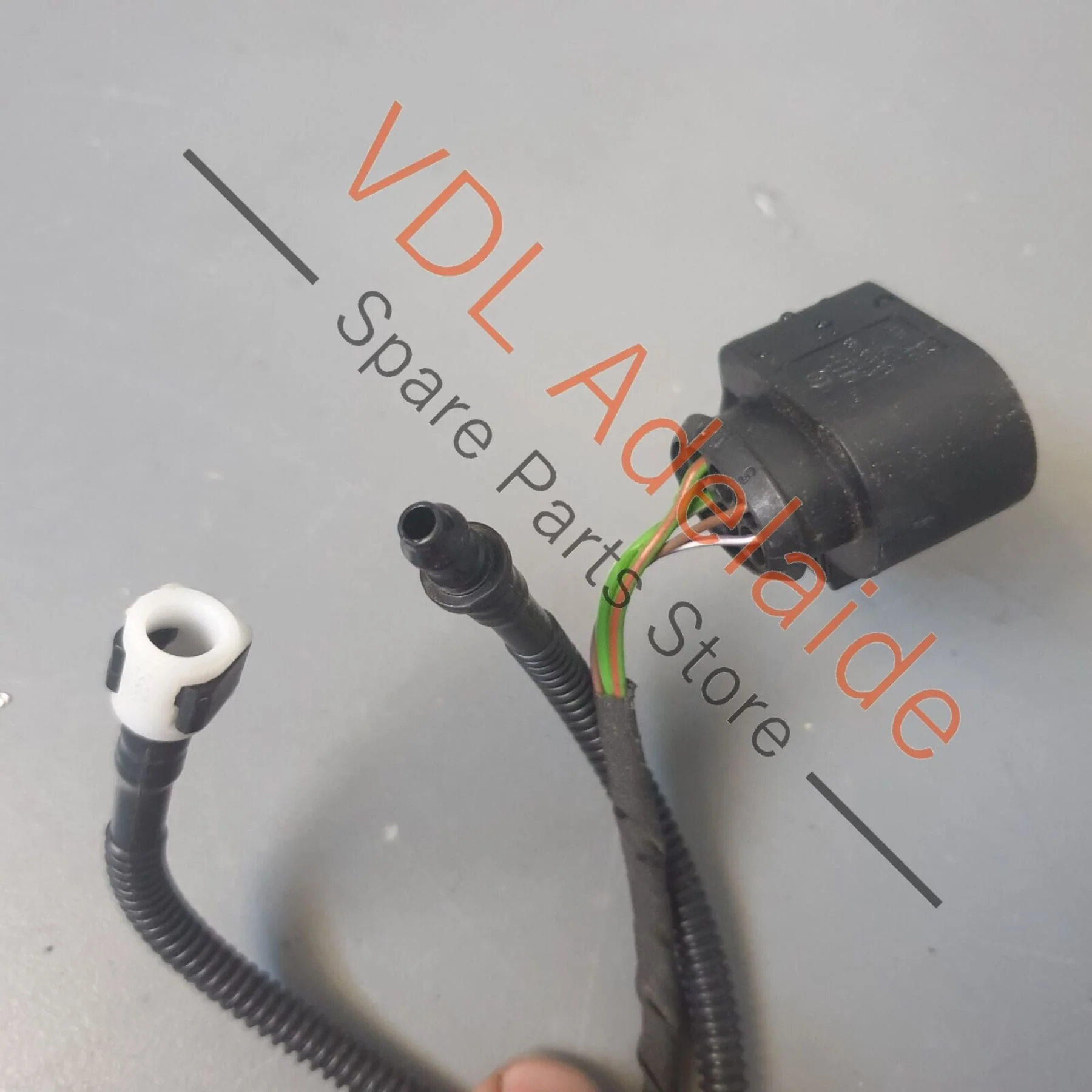 VW Tiguan MQB Mk2 Windscreen Headlight Washer Reservoir Wiring Harness Cable - Image 4